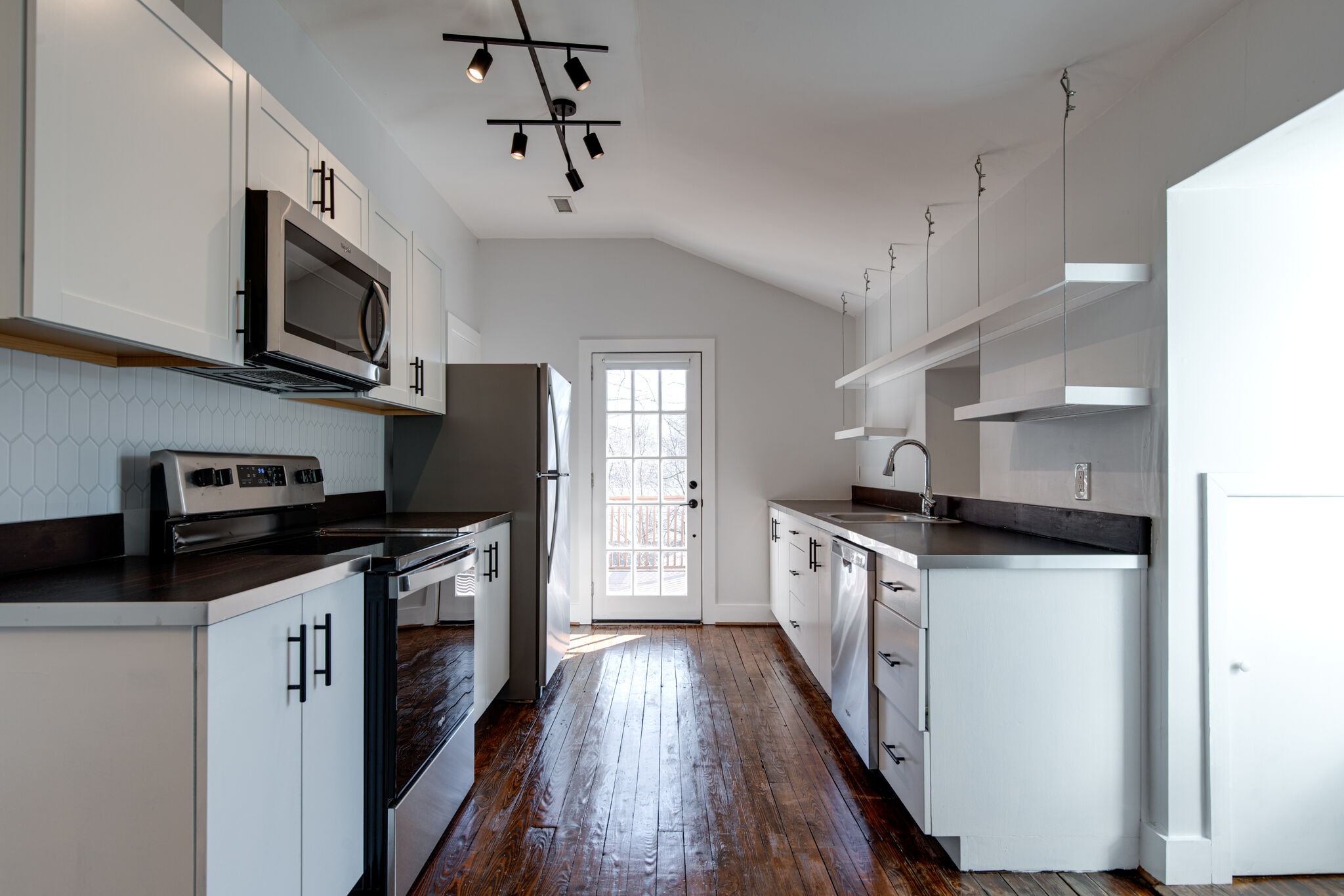 611 S 14th St Unit: A