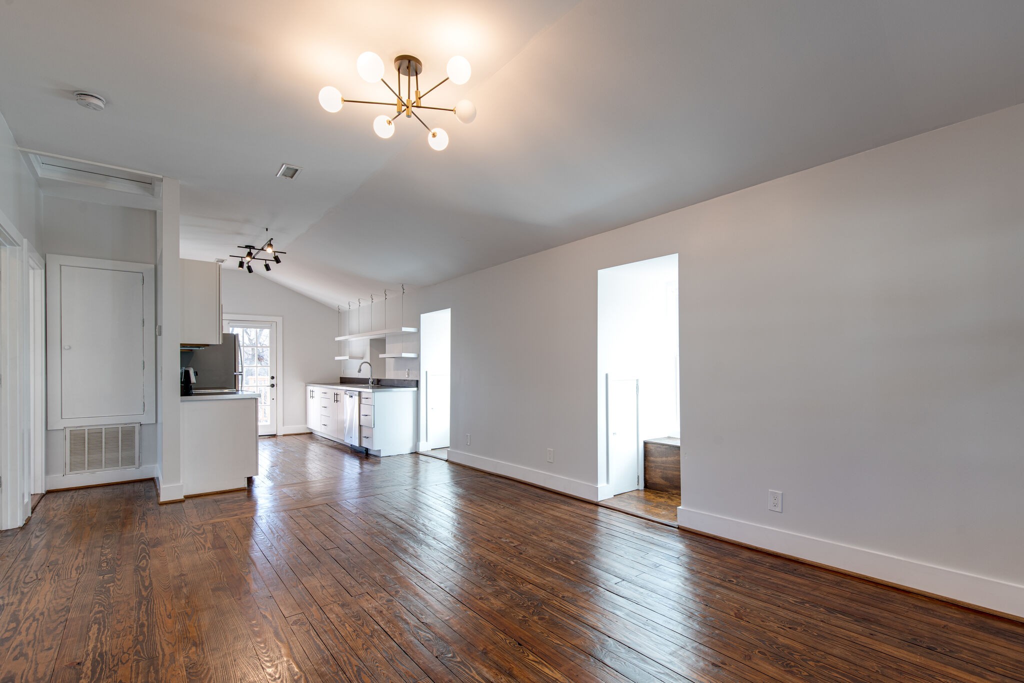 611 S 14th St Unit: A