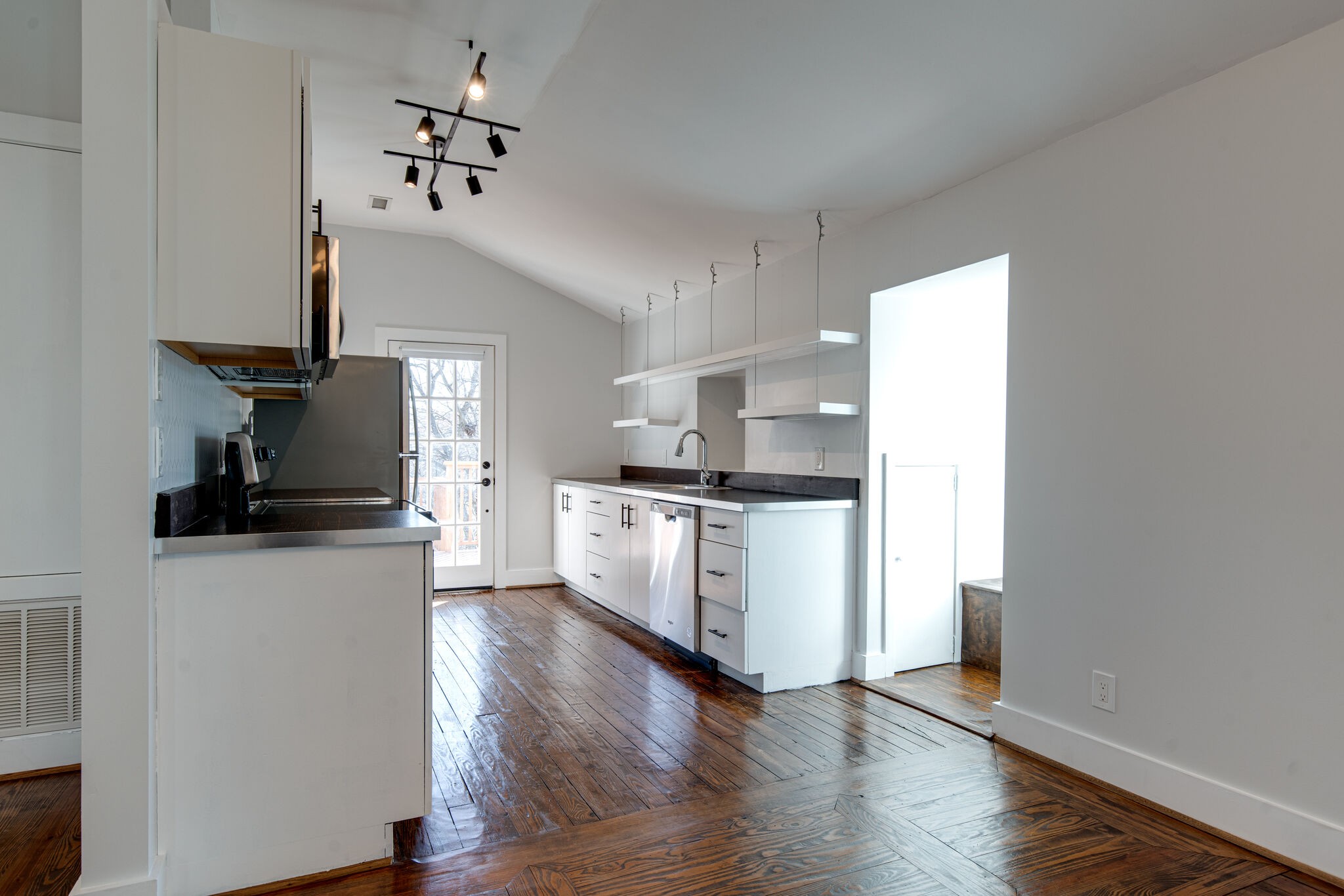 611 S 14th St Unit: A