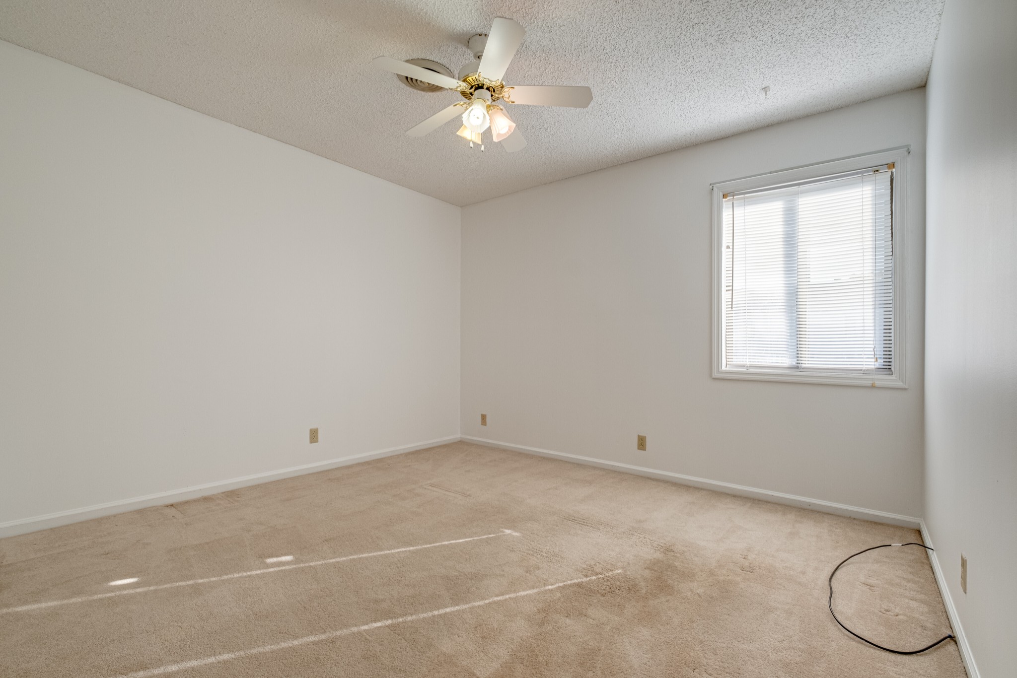 166 Lake Chateau Dr Unit: # J3