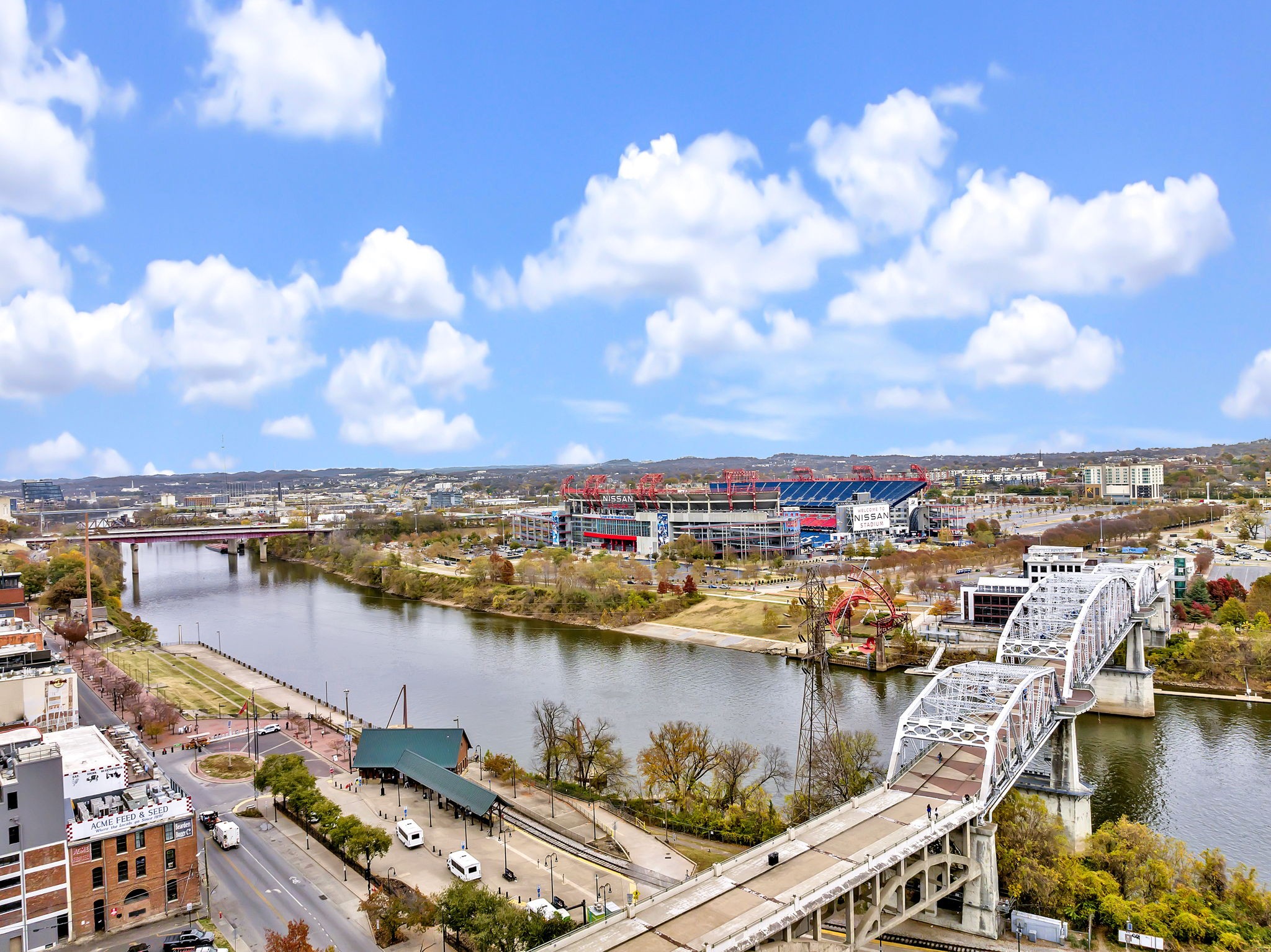 160 2nd Ave, N Unit: 1603