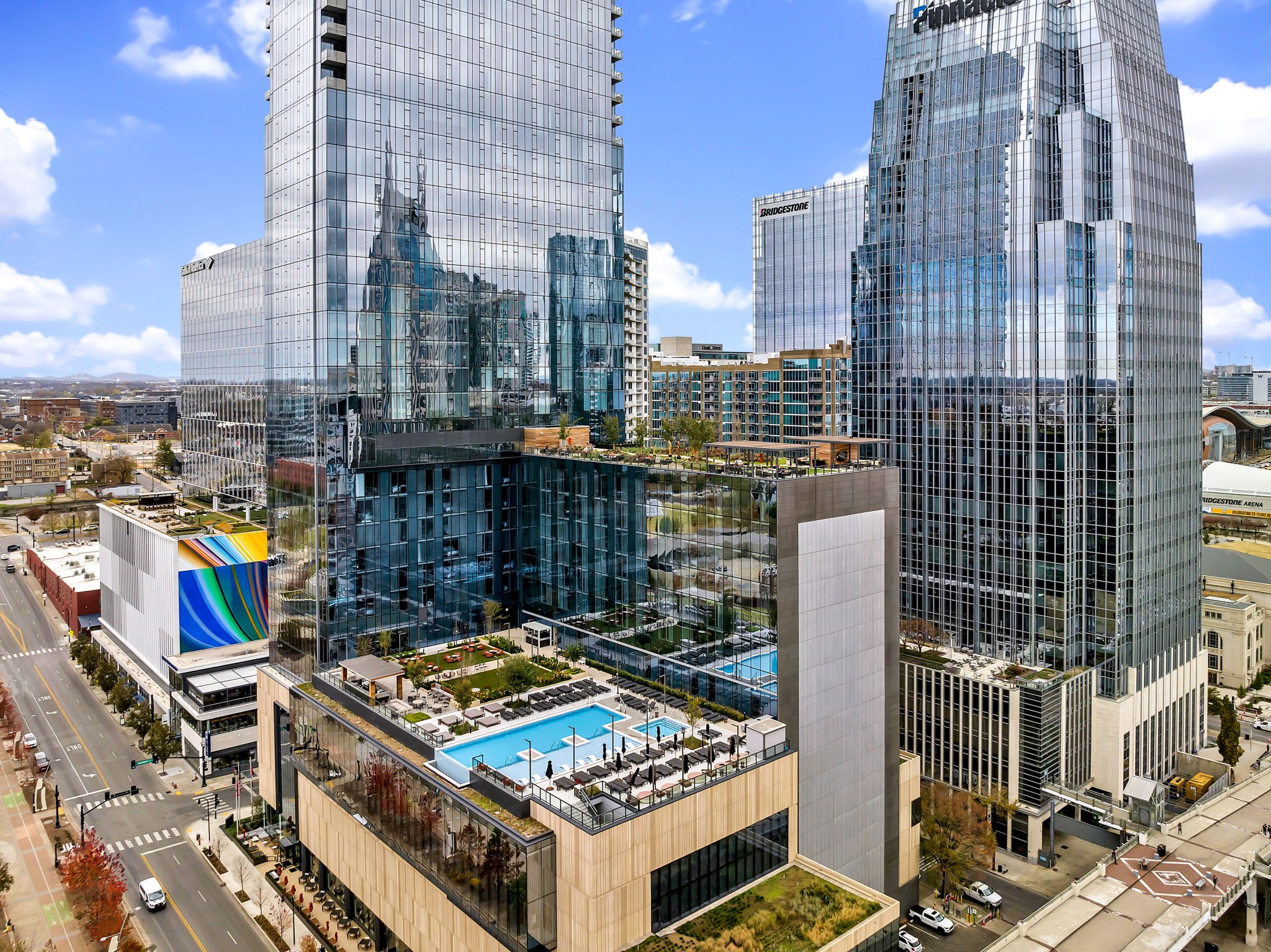 160 2nd Ave, N Unit: 1603