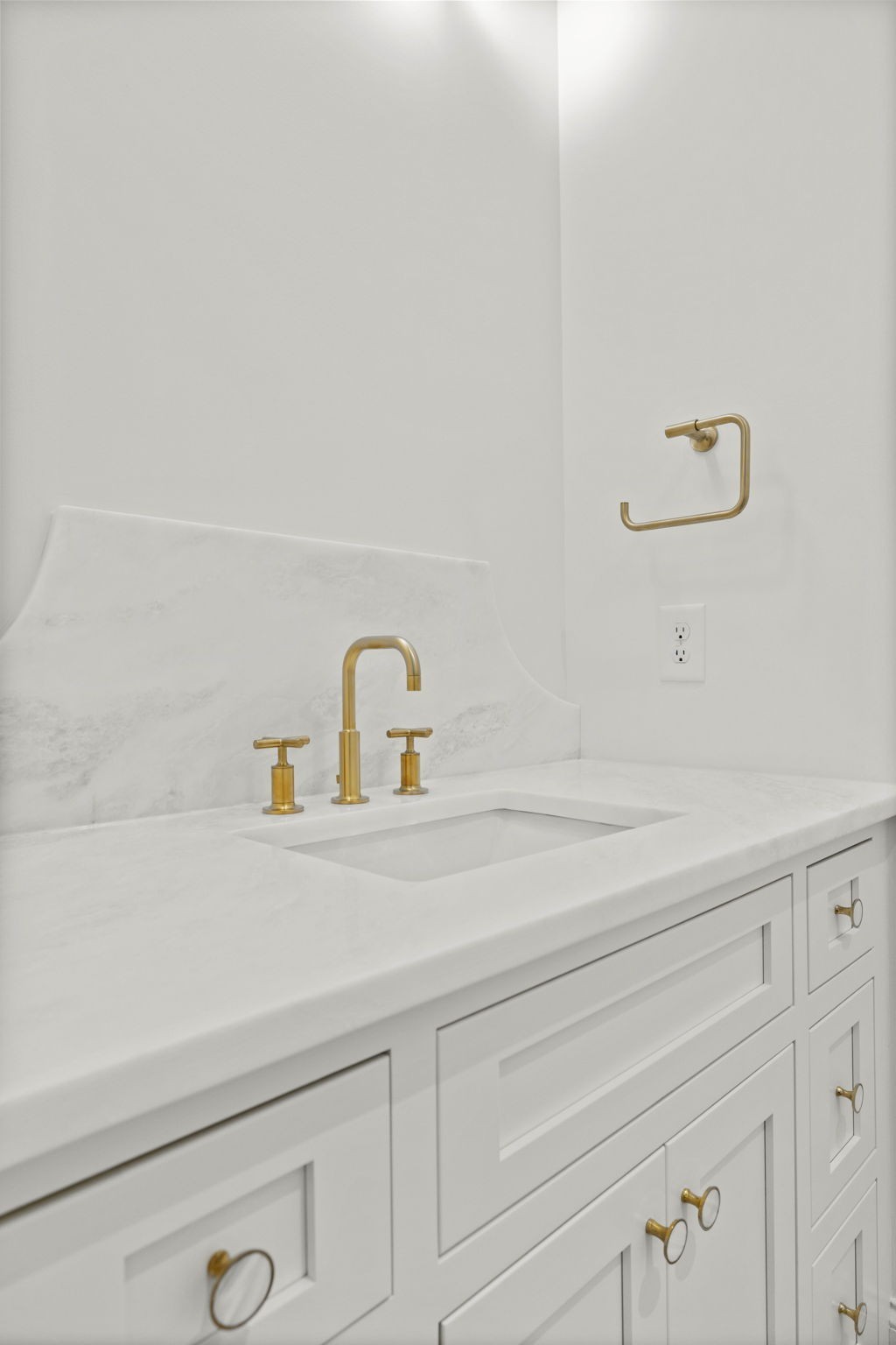 881 Robertson Academy Rd