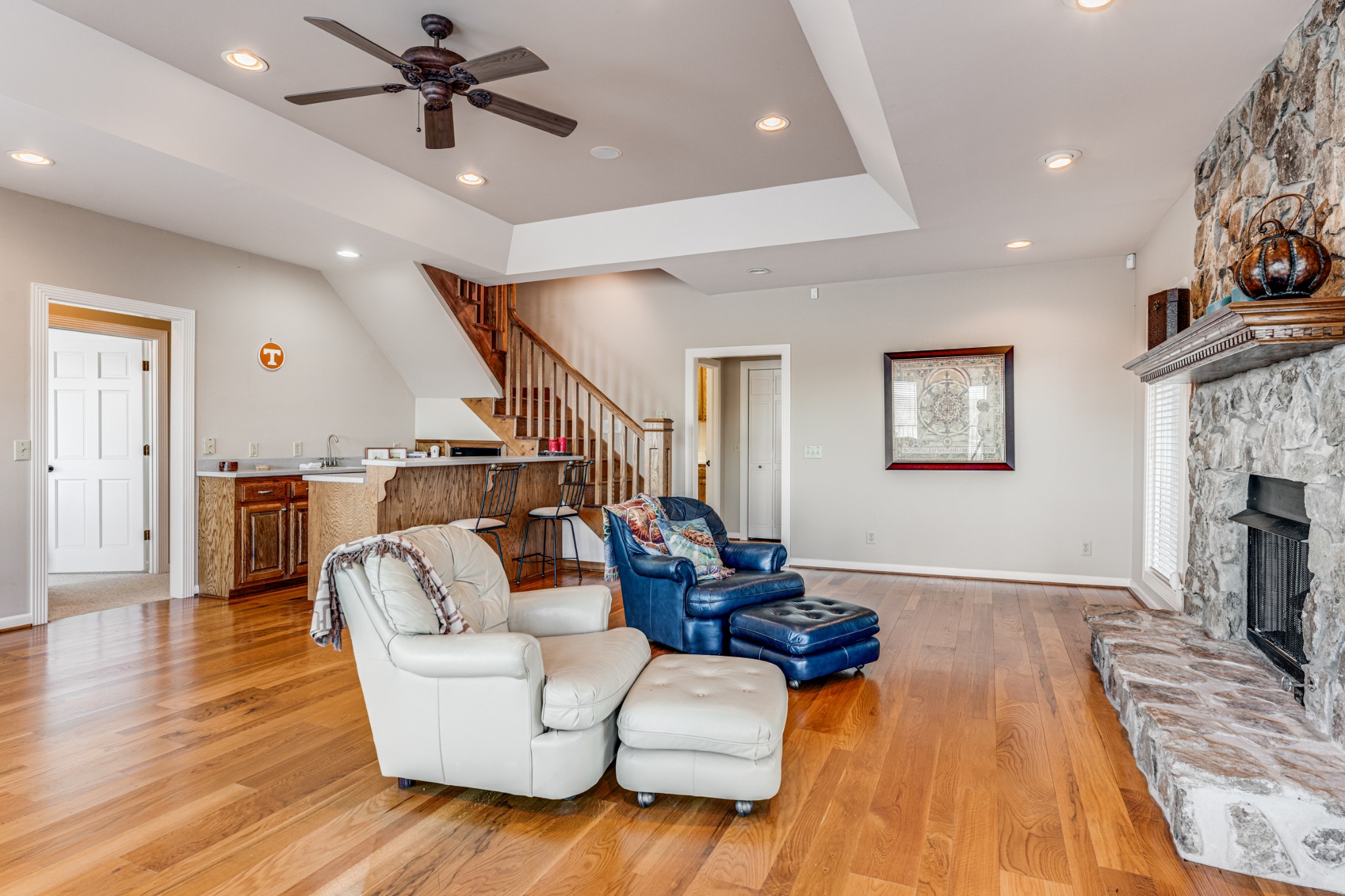 220 Gail Dr