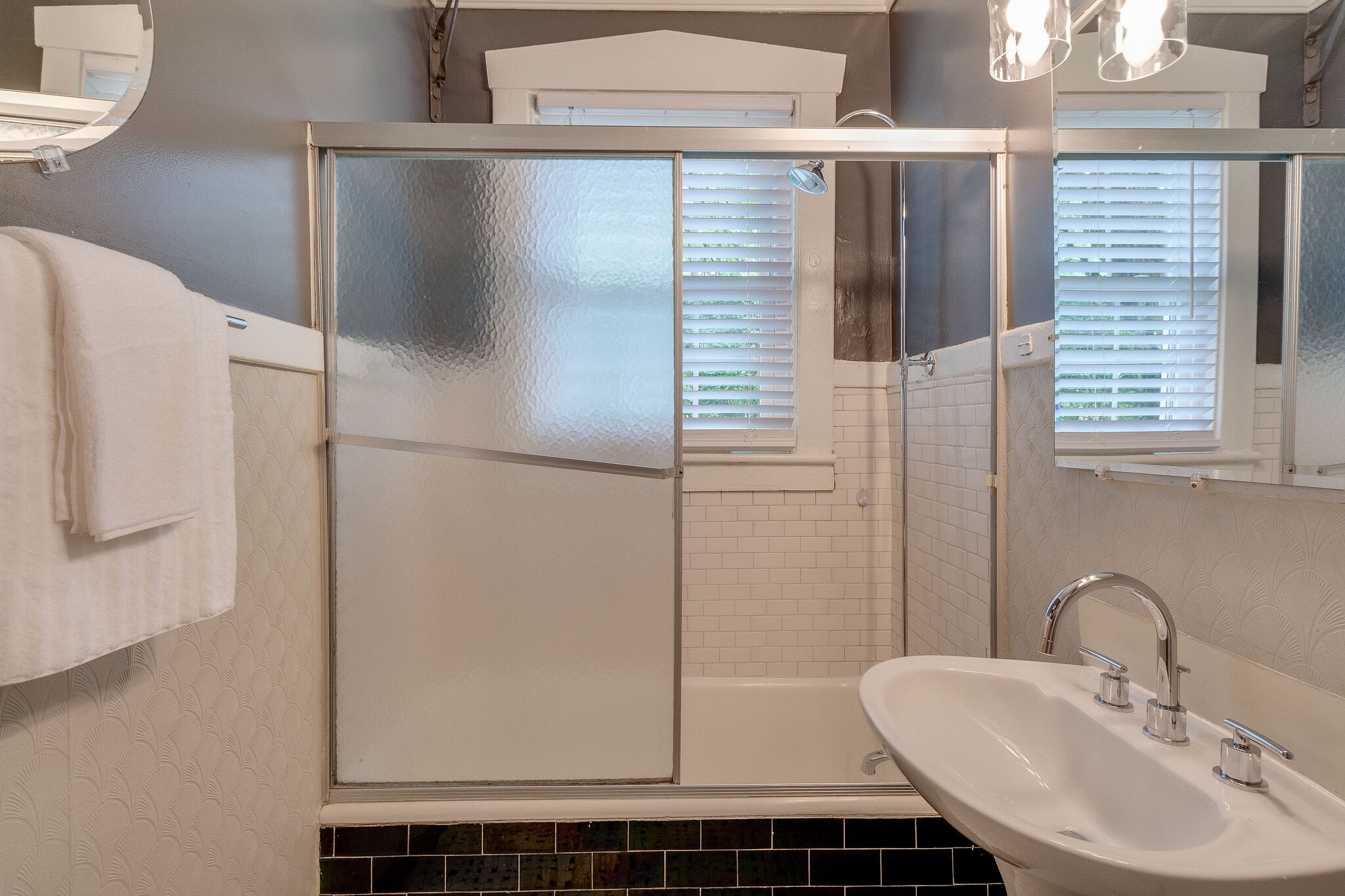 1711 18th Ave, S Unit: F2