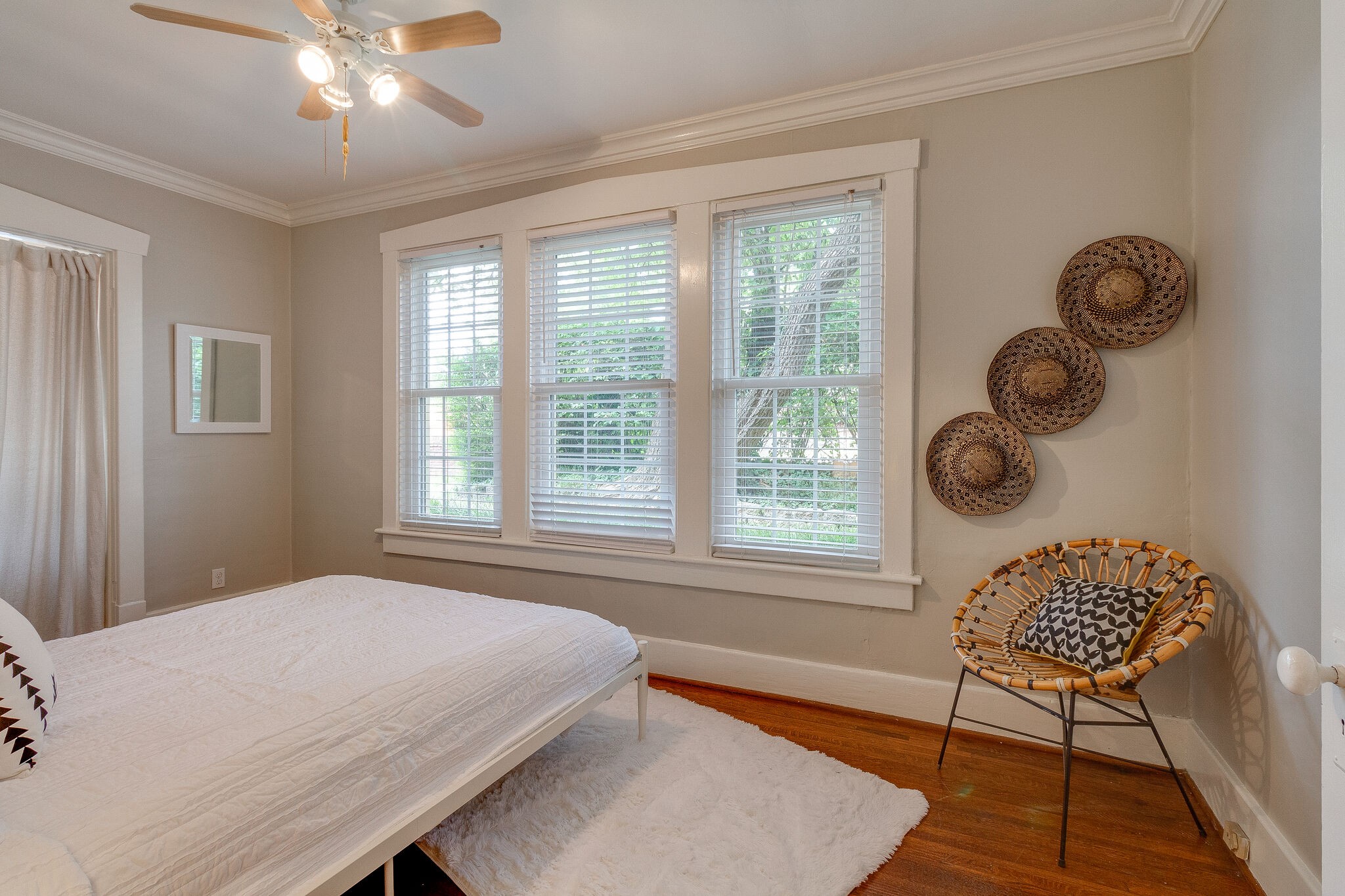 1711 18th Ave, S Unit: F2