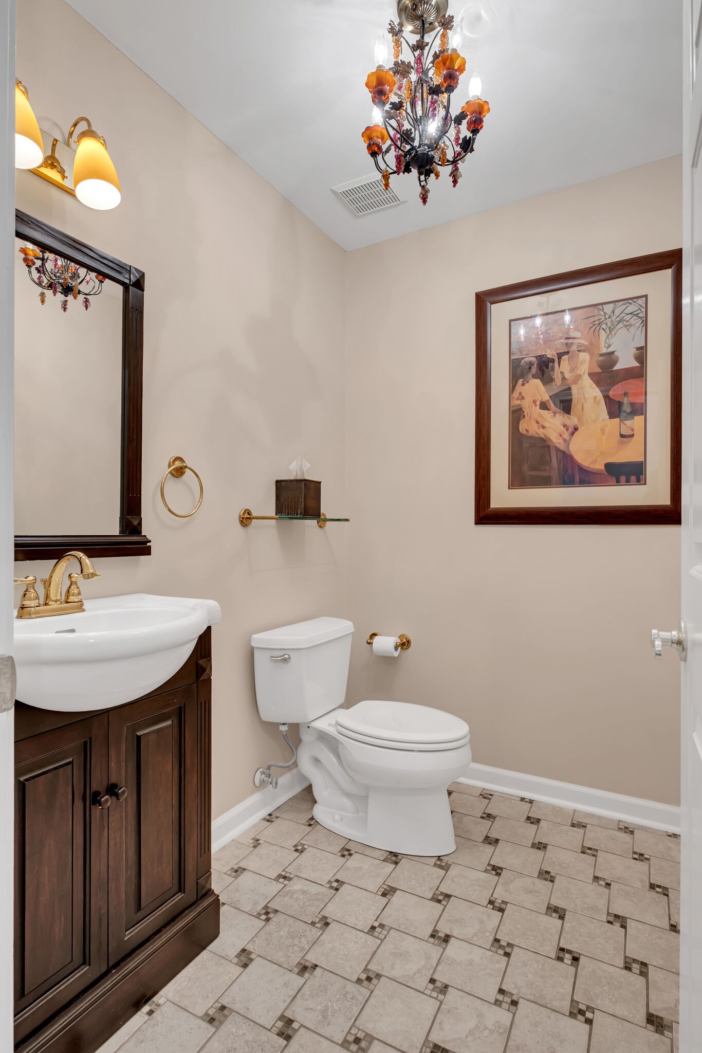 221 Hearthstone Manor Ln