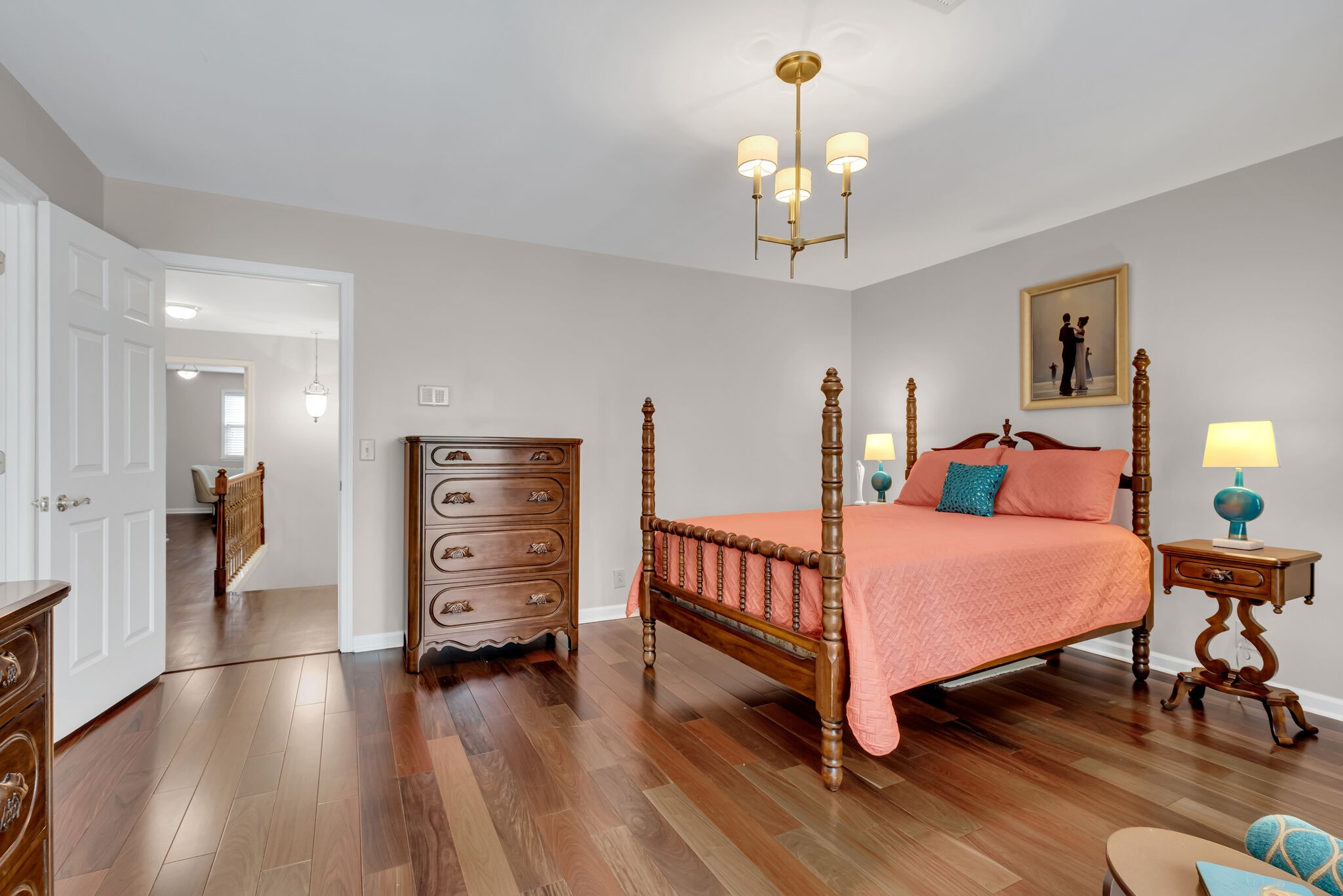 221 Hearthstone Manor Ln