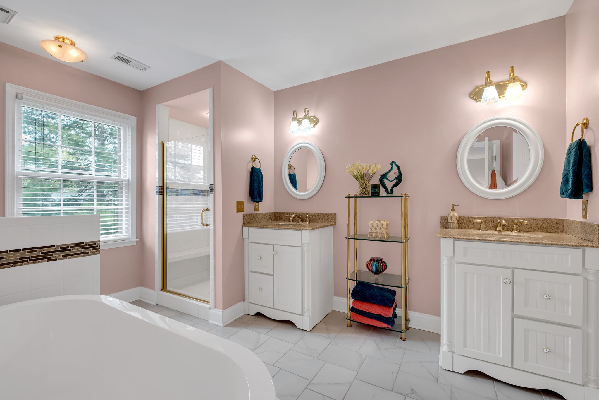 221 Hearthstone Manor Ln