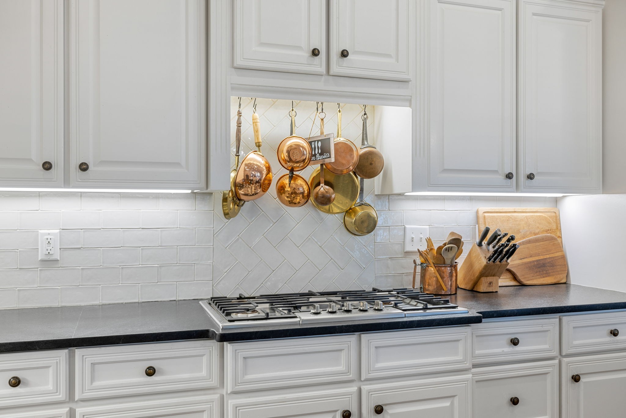 1552 Championship Blvd