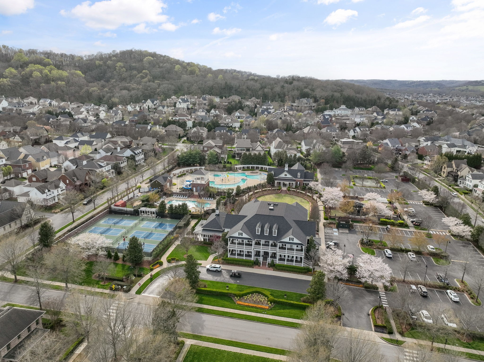 1552 Championship Blvd