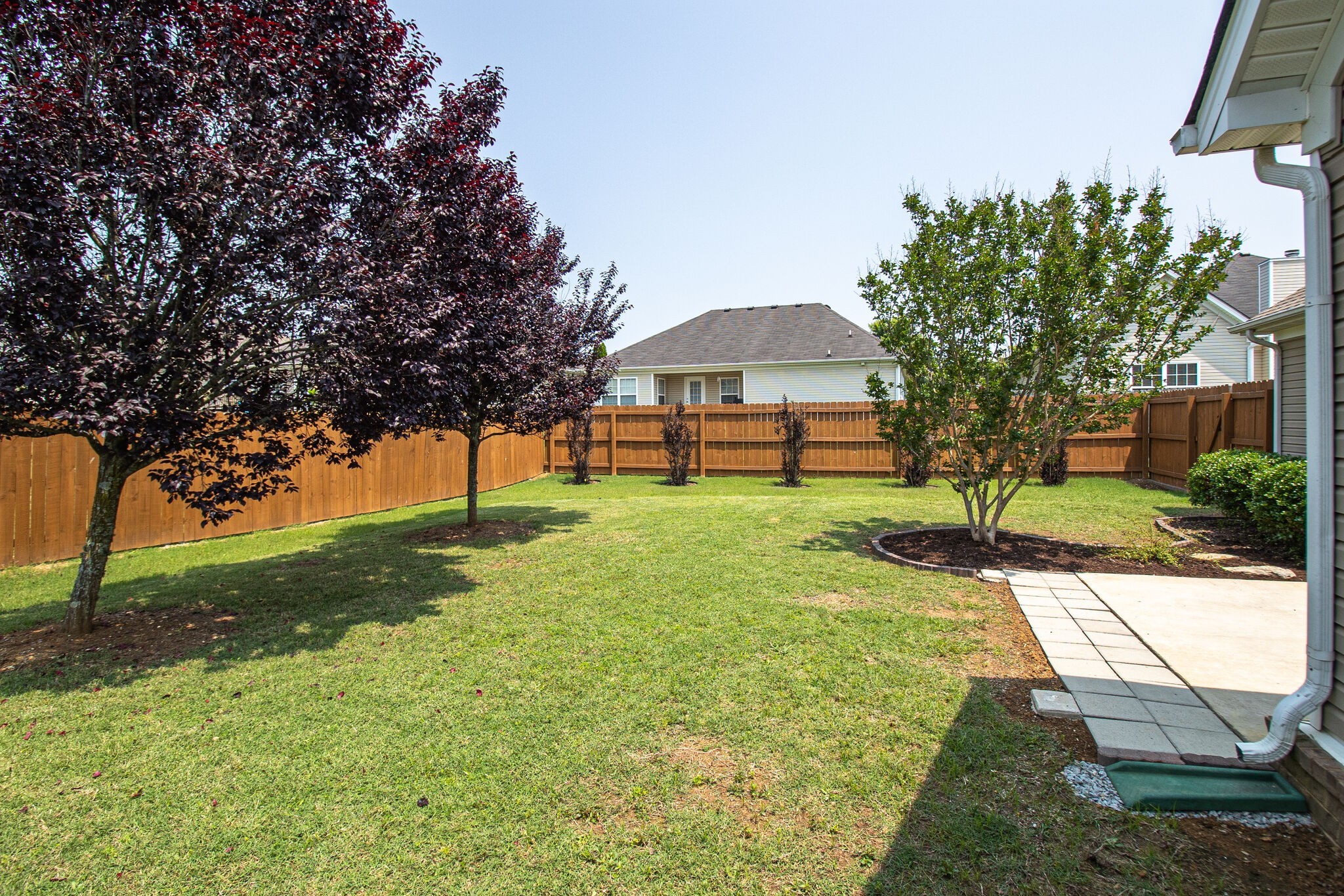 2057 Red Jacket Trce