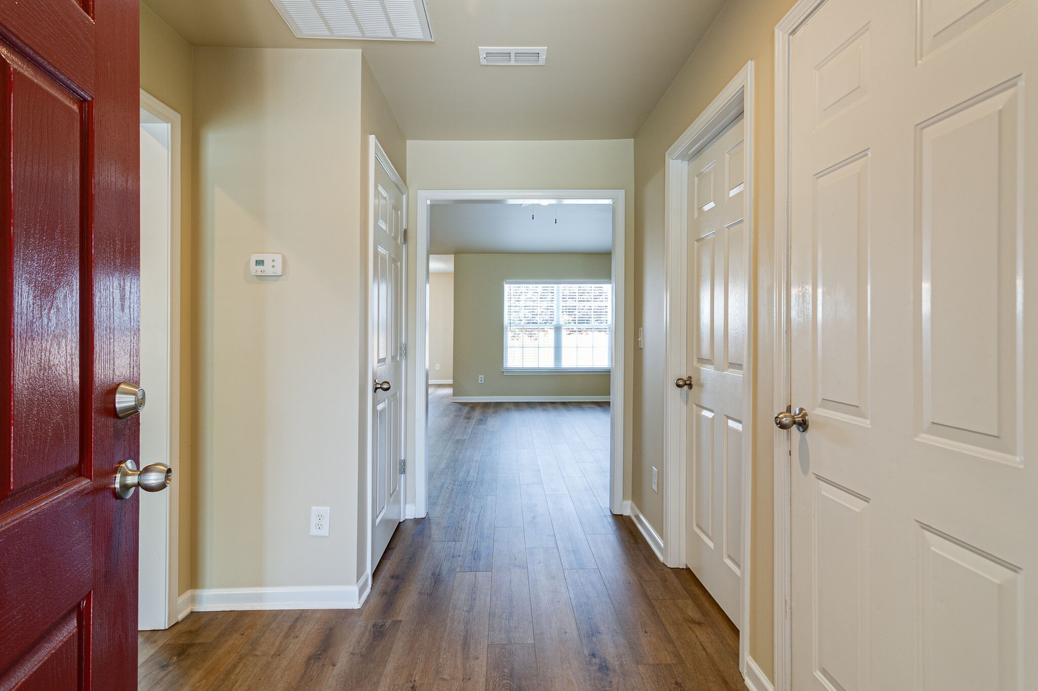 2057 Red Jacket Trce