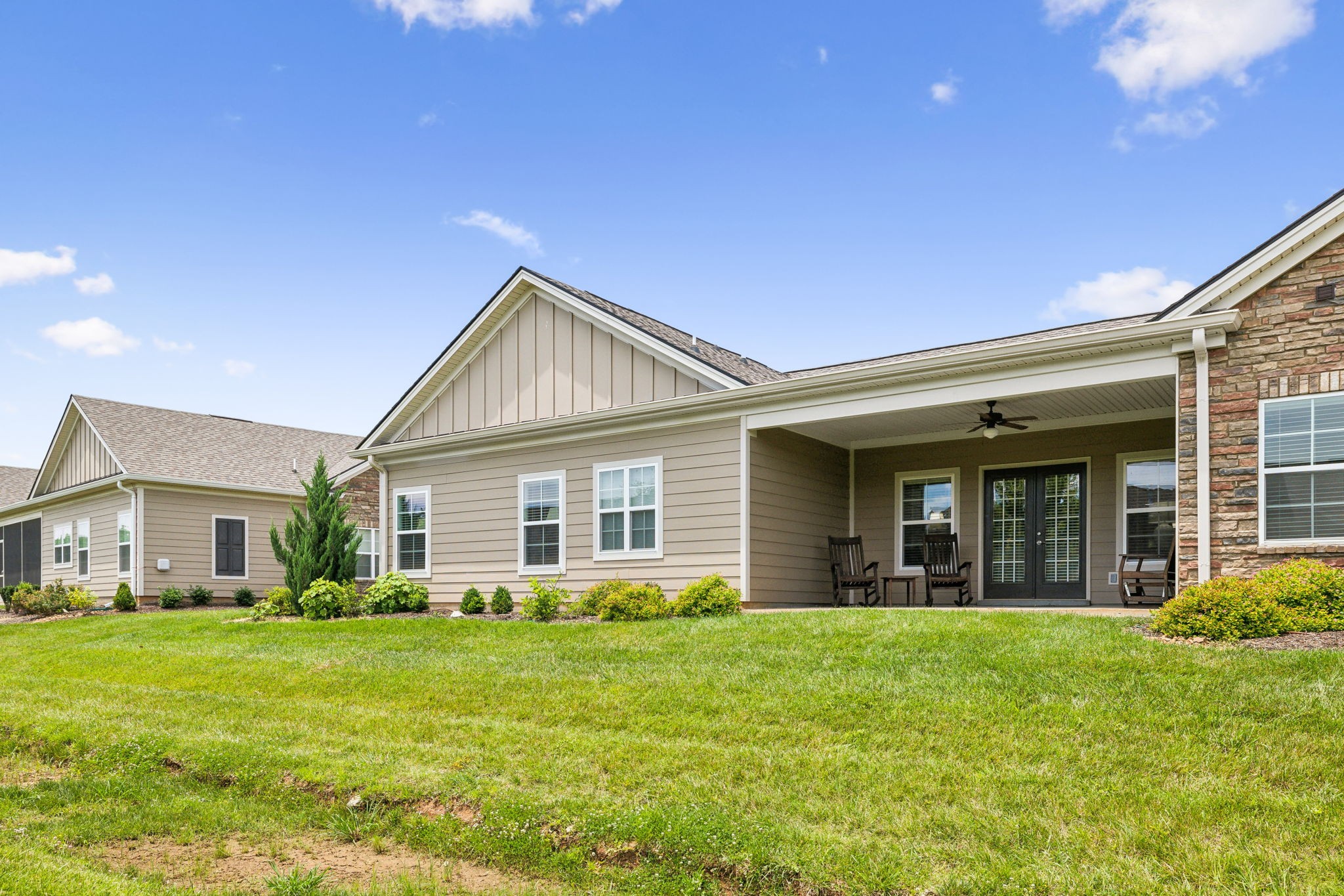 2349 Stonecenter Ln