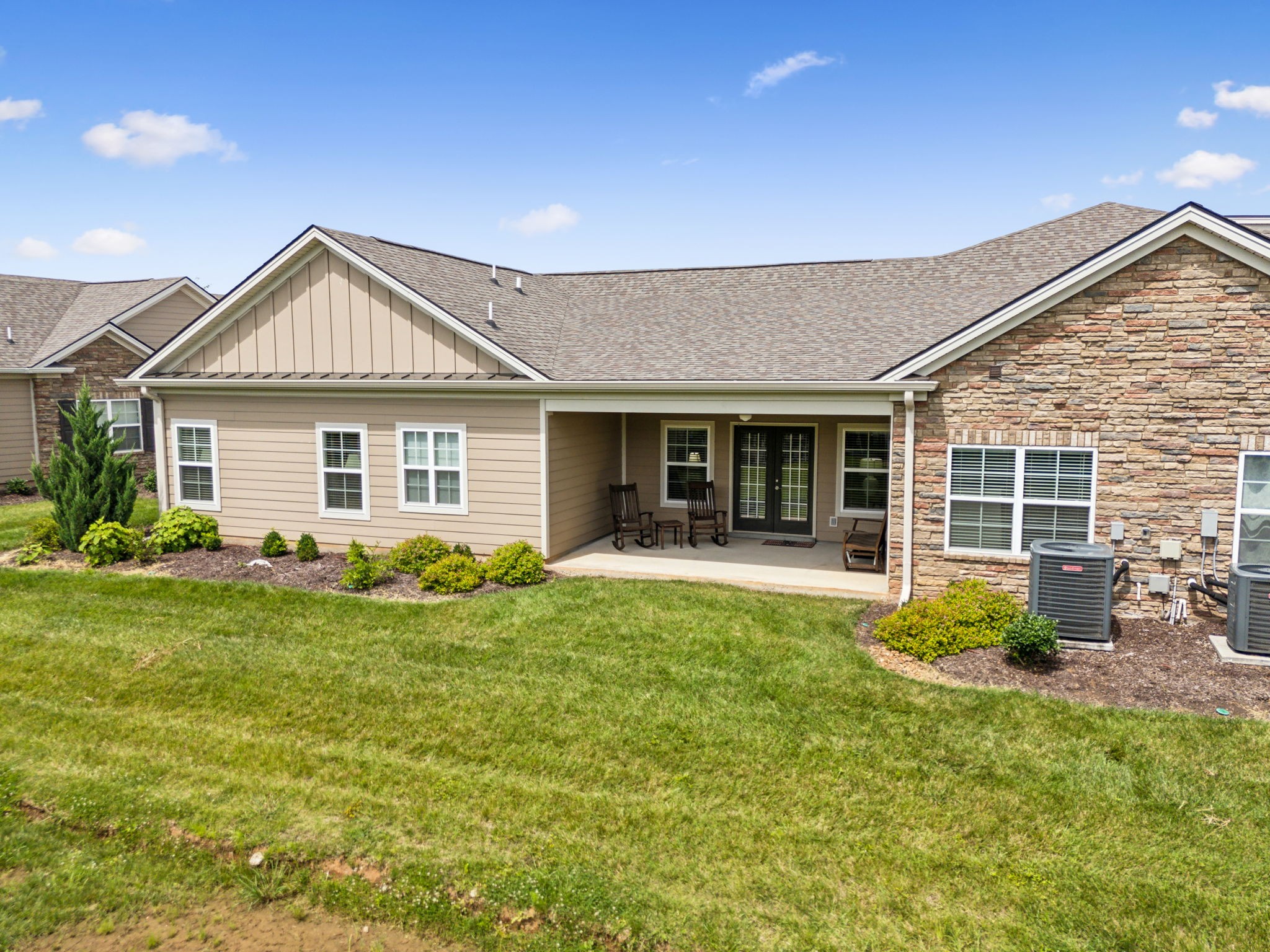 2349 Stonecenter Ln