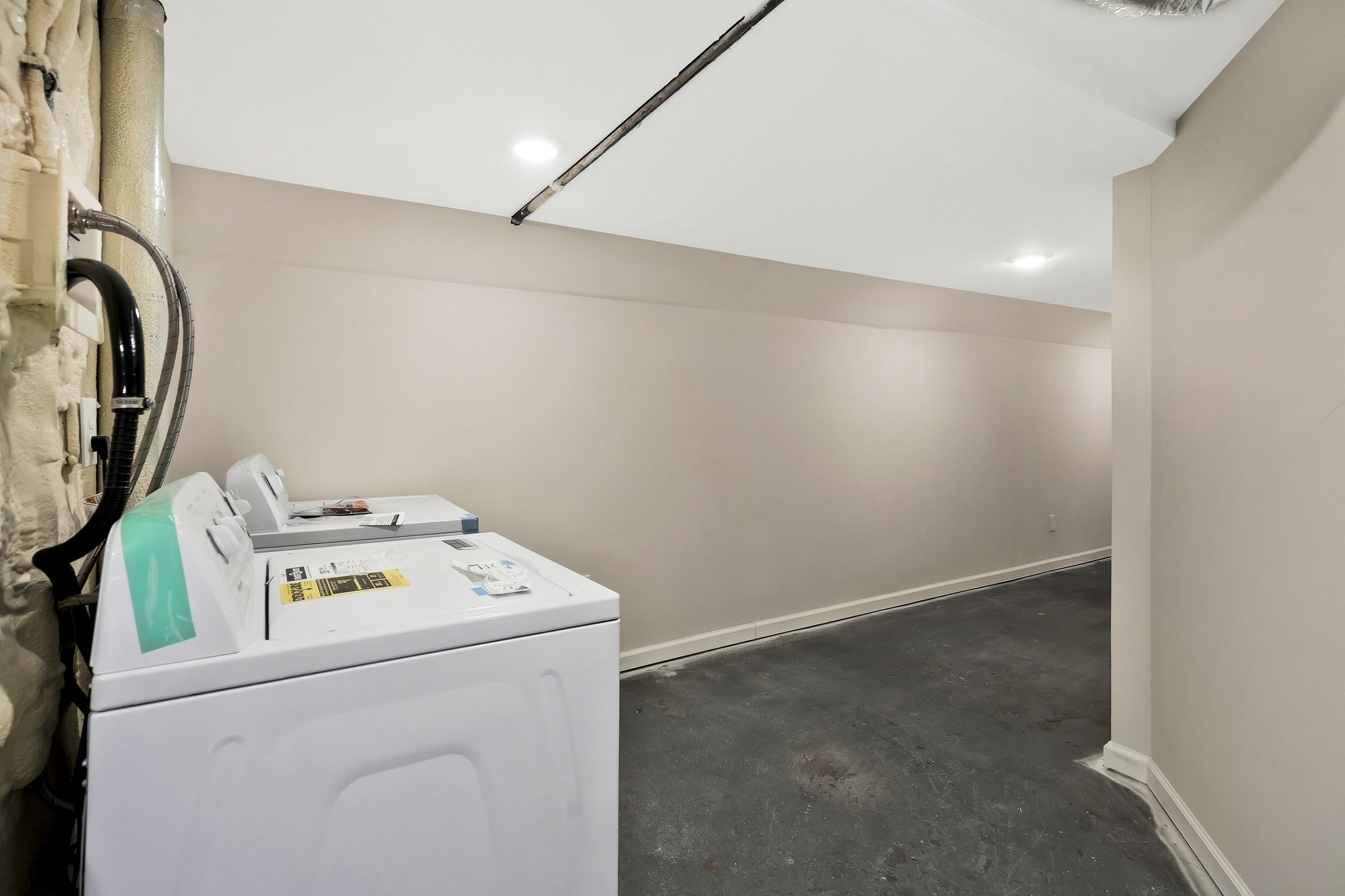 320 S 17th St Unit: B