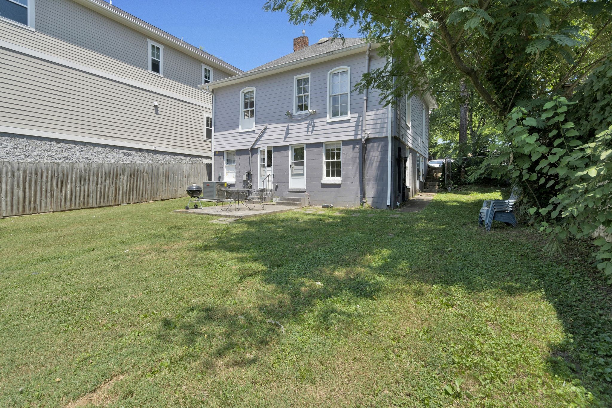 320 S 17th St Unit: B