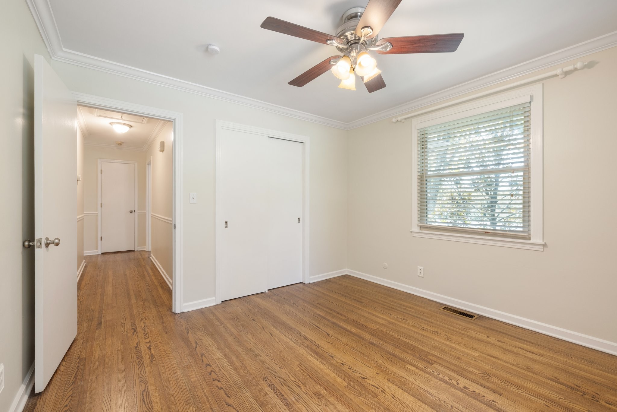5000 Briarwood Dr