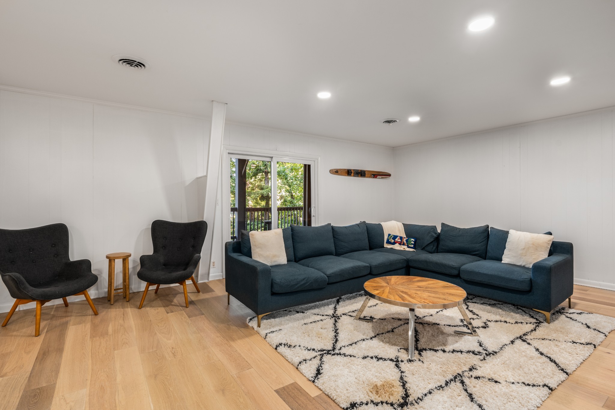 1023 Blackberry Hill Rd