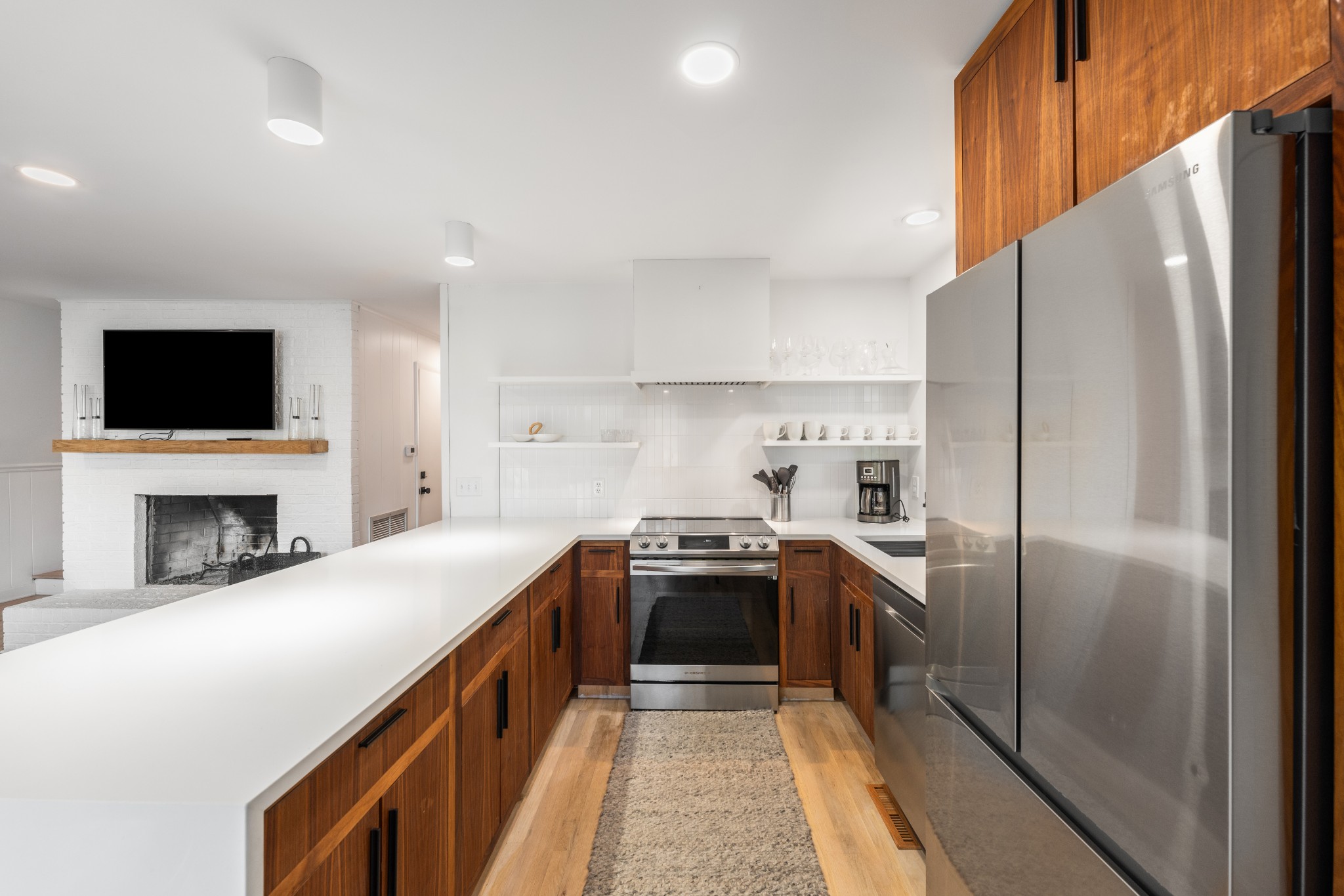 1023 Blackberry Hill Rd