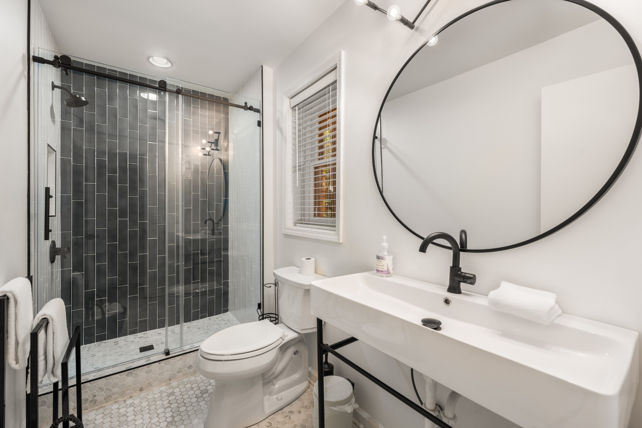 1023 Blackberry Hill Rd