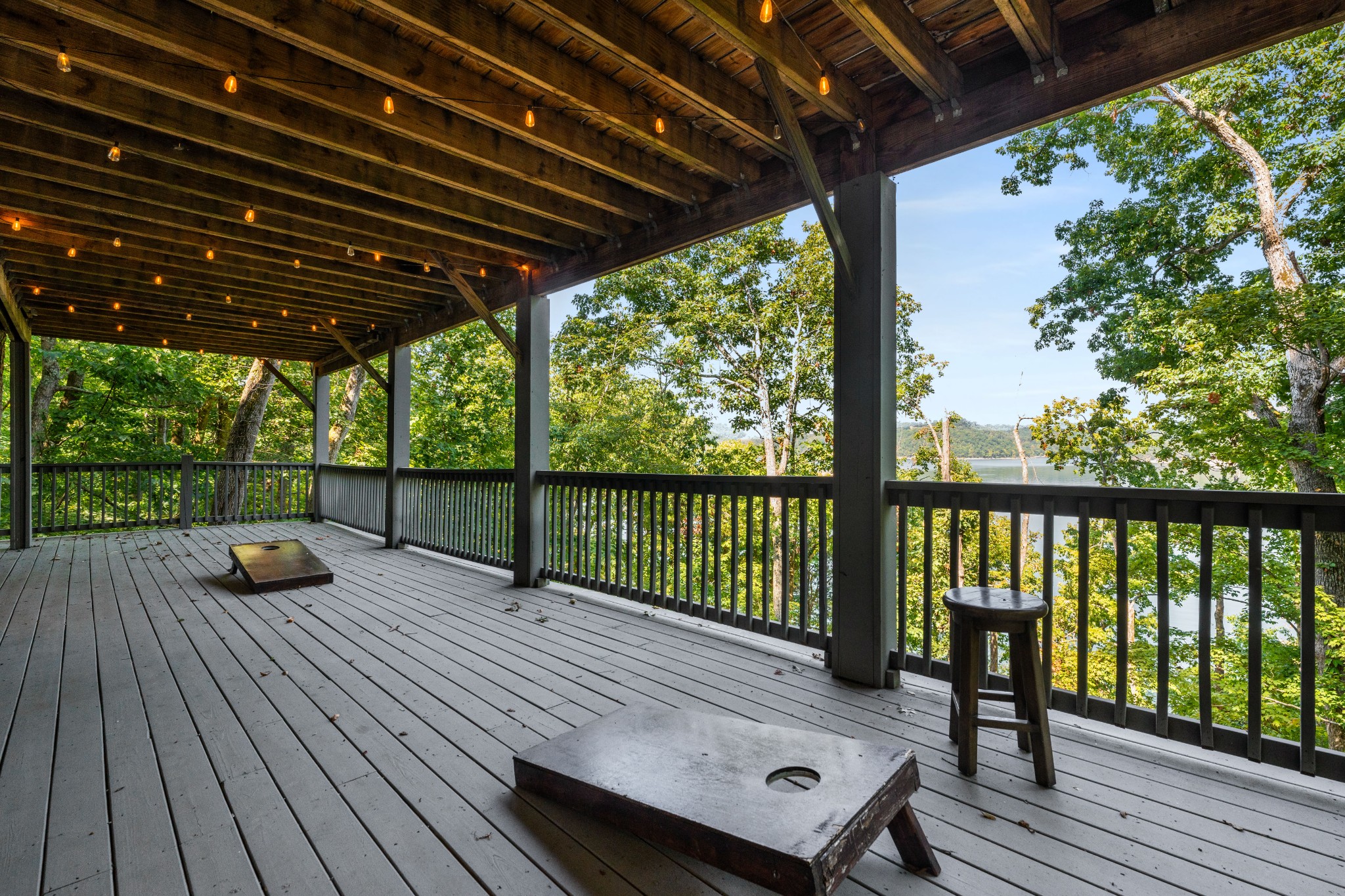 1023 Blackberry Hill Rd