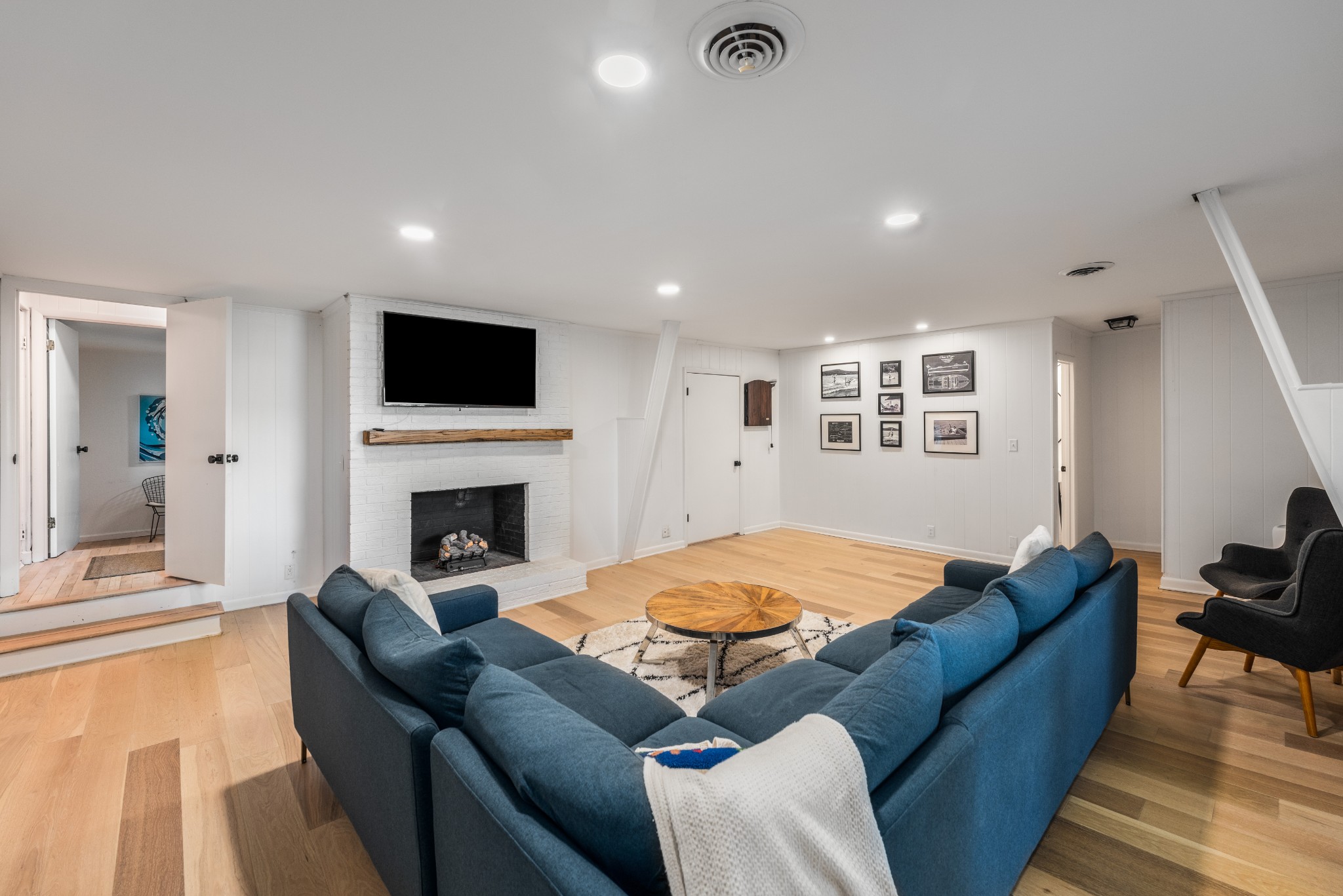 1023 Blackberry Hill Rd