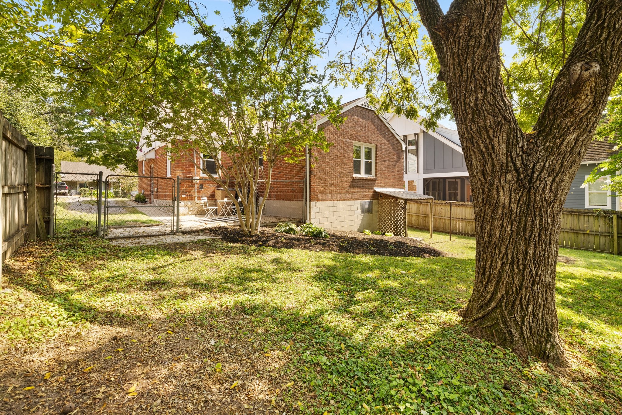 1224 Sunnymeade Dr