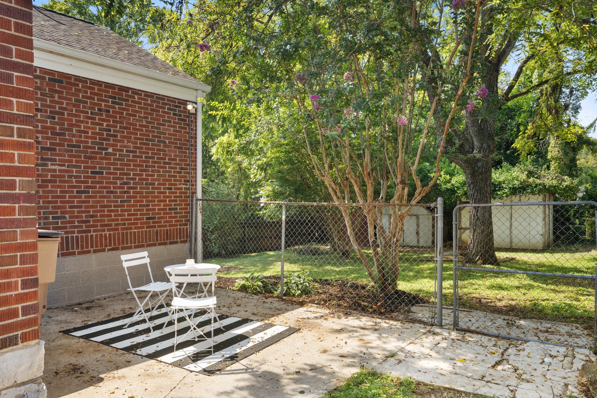 1224 Sunnymeade Dr
