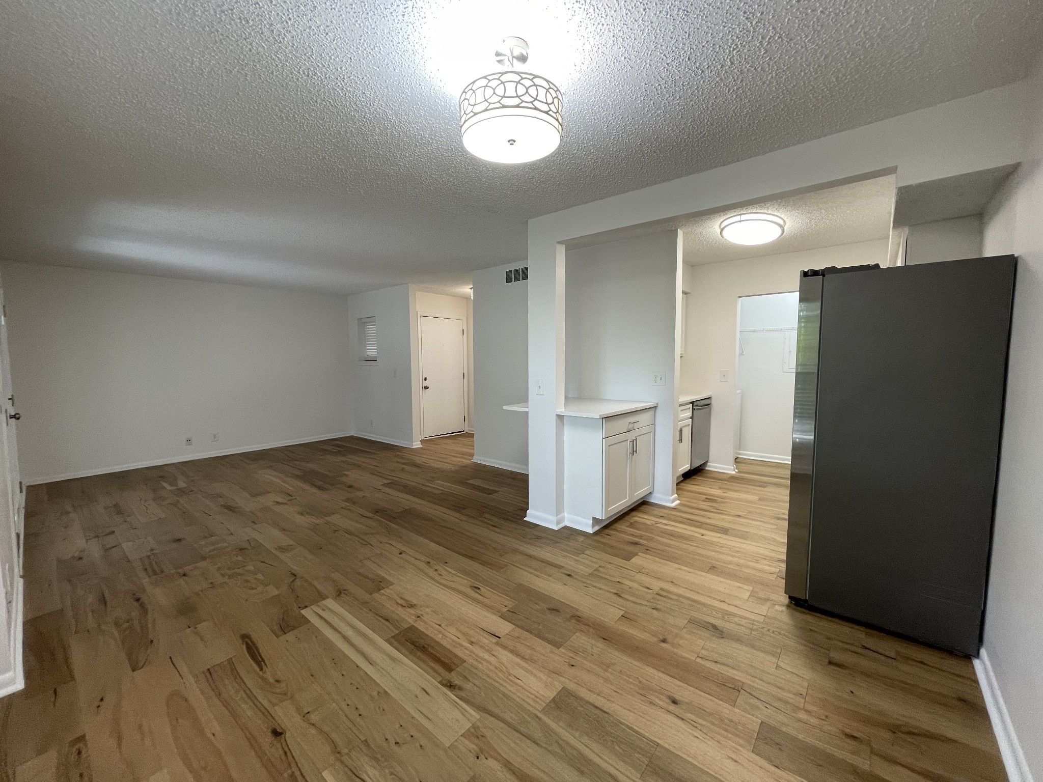 425 Summit Ridge Pl