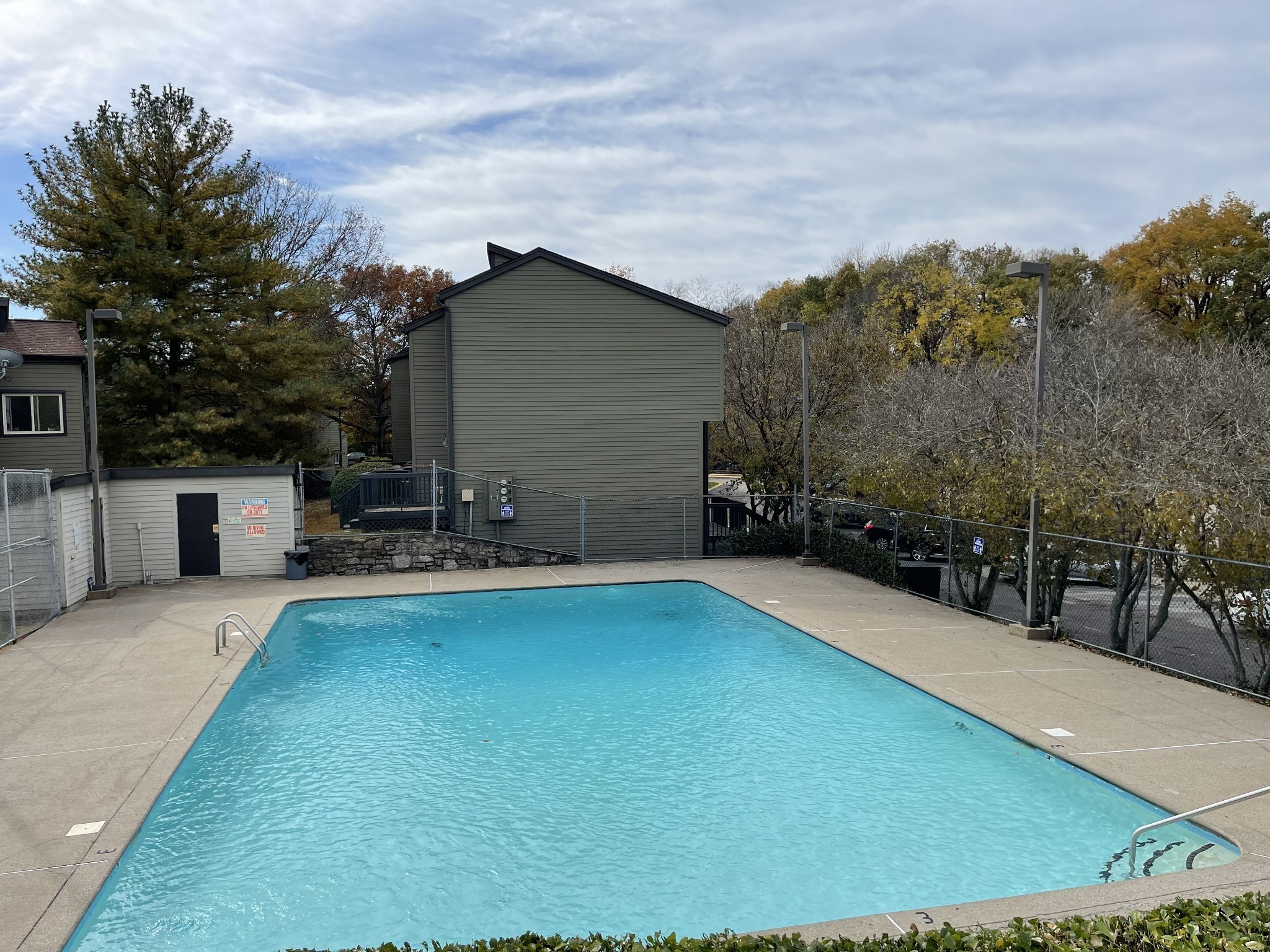 425 Summit Ridge Pl