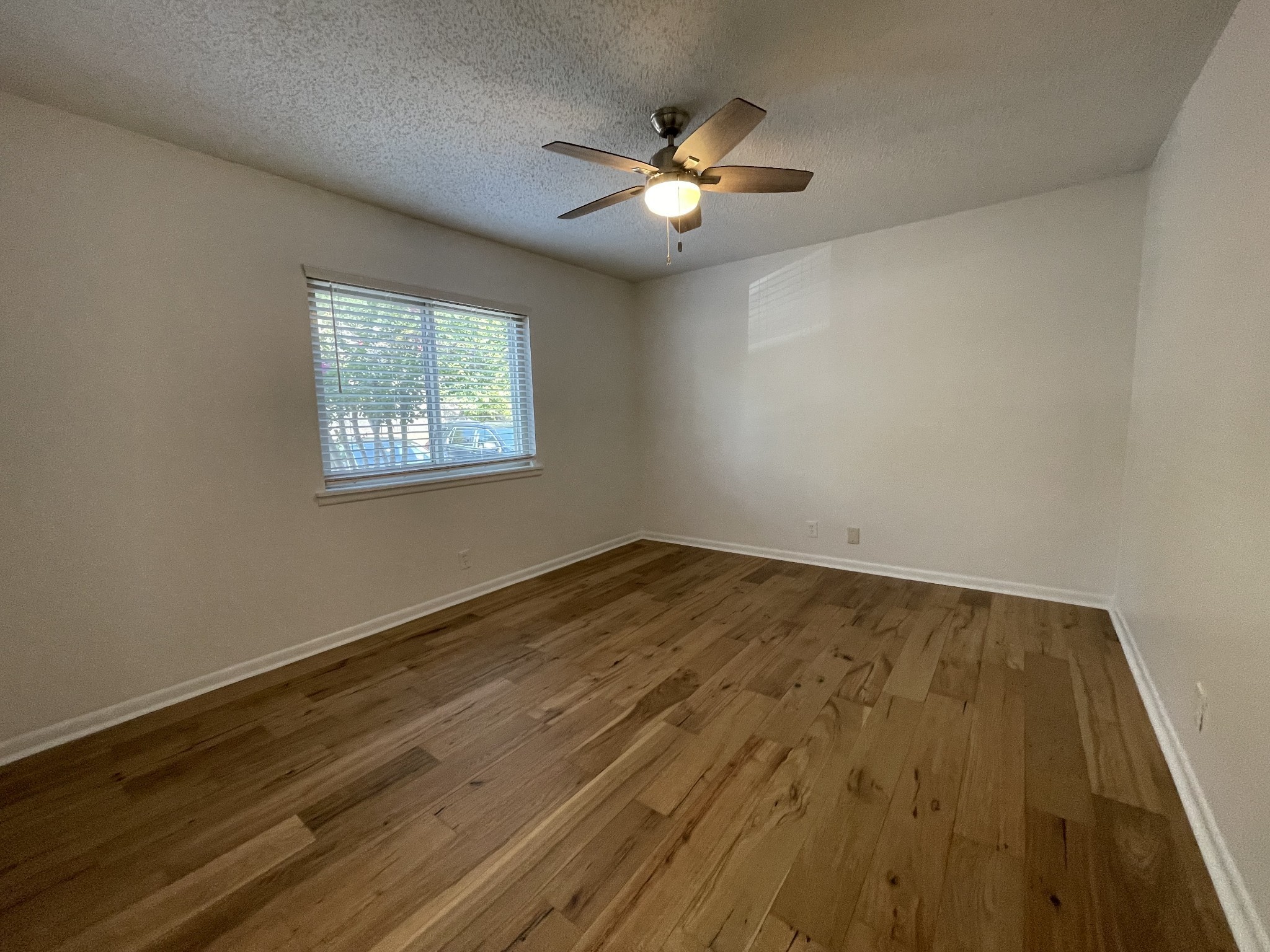 425 Summit Ridge Pl