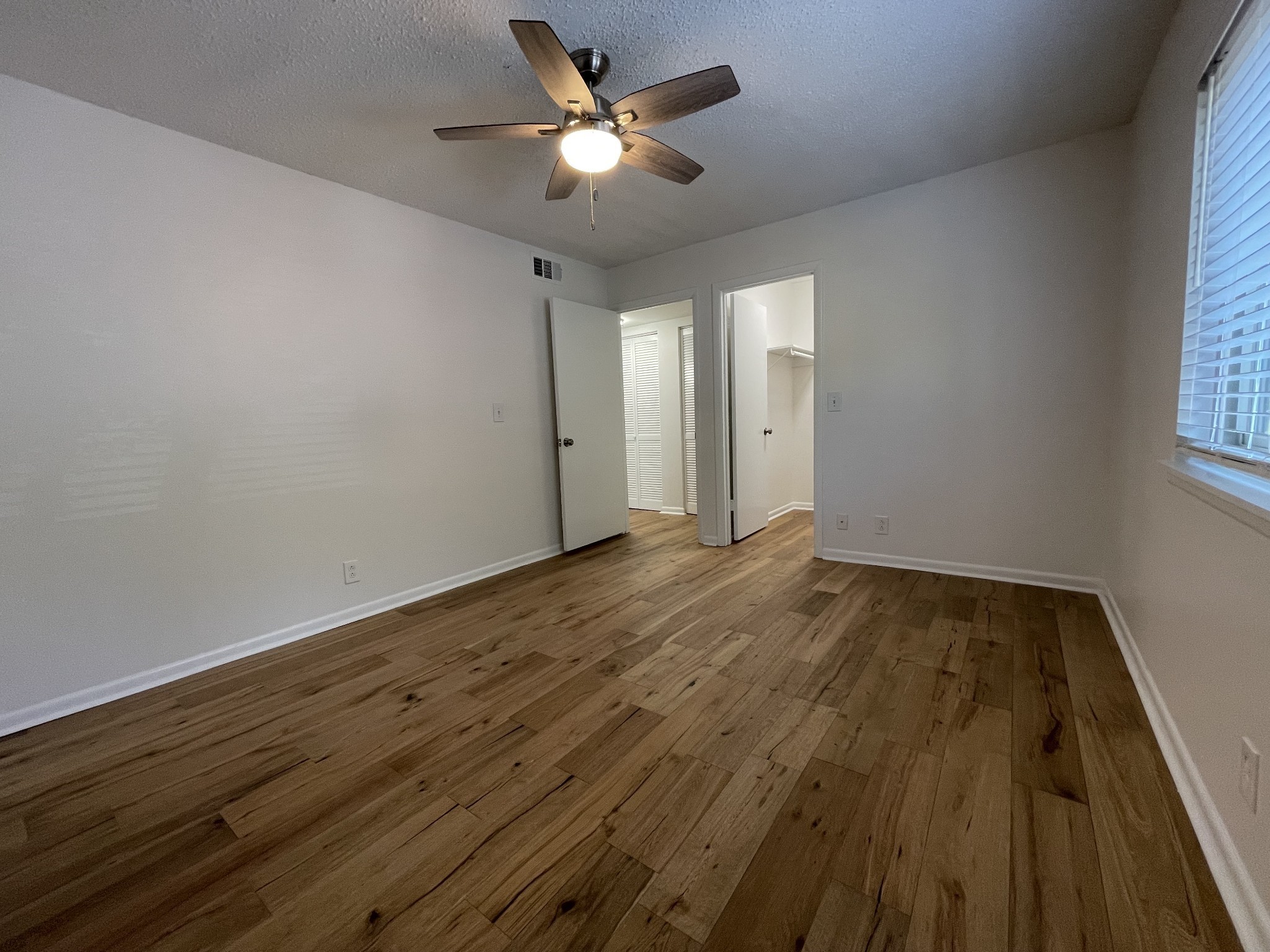 425 Summit Ridge Pl
