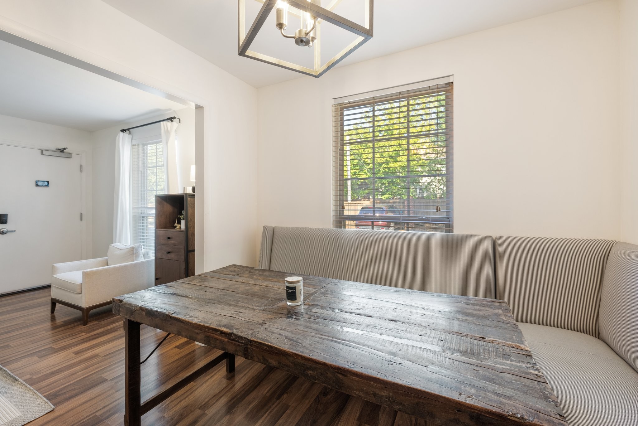 1100 W Main St Unit: A1