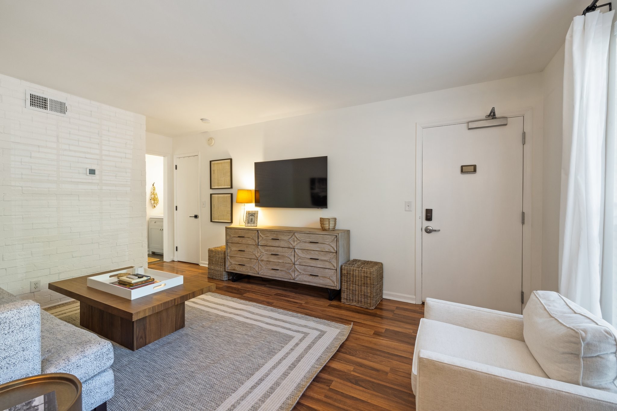 1100 W Main St Unit: A1