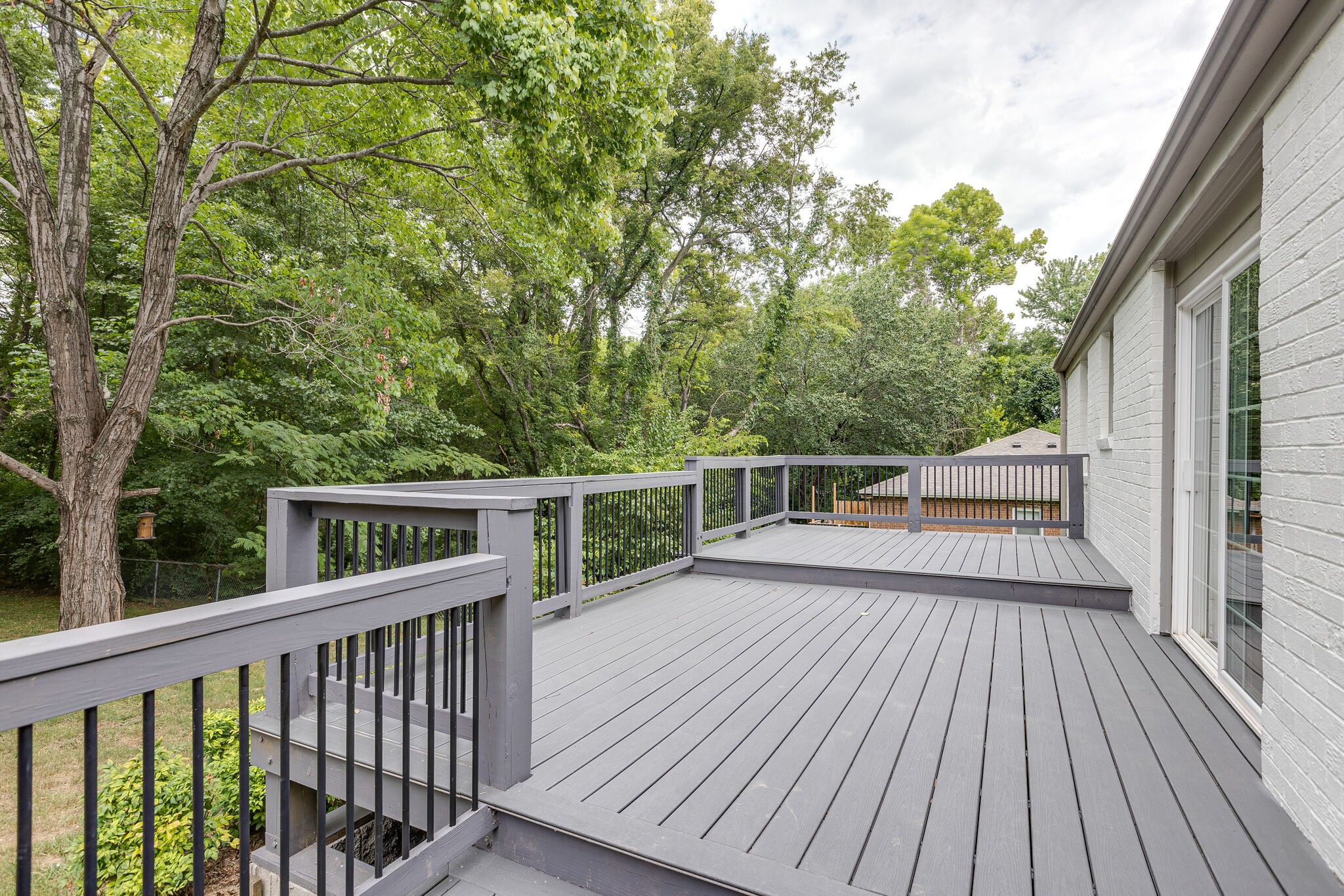 4849 Lynn Dr