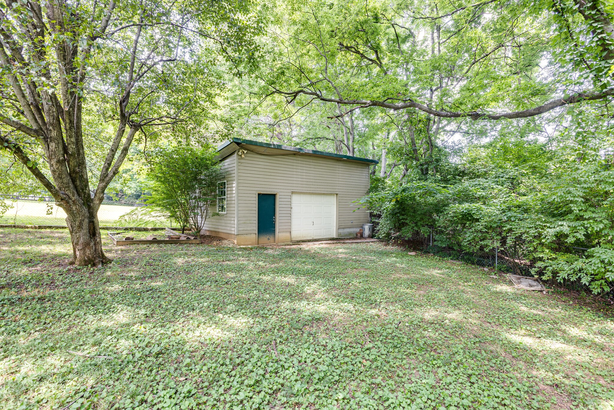4849 Lynn Dr