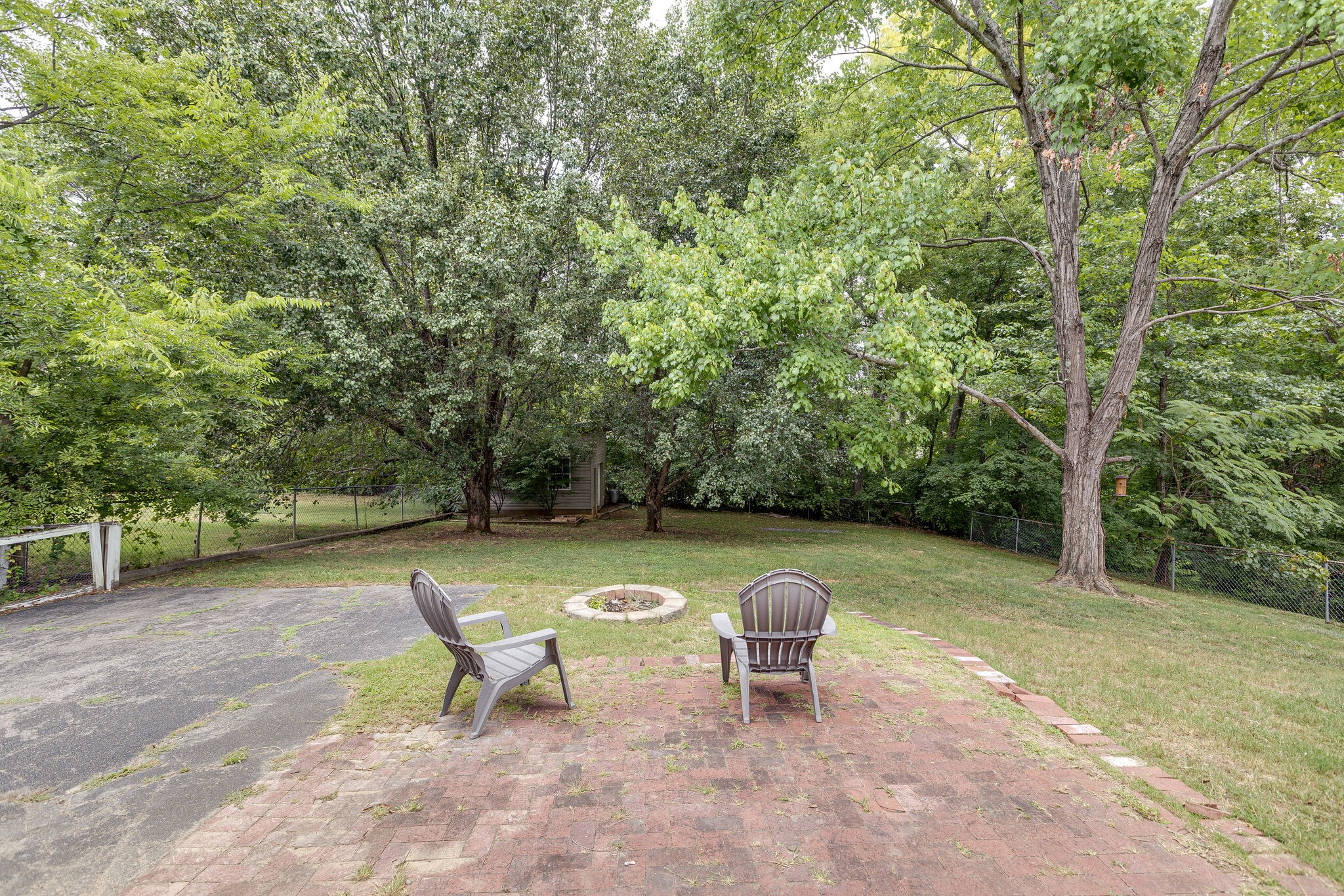 4849 Lynn Dr