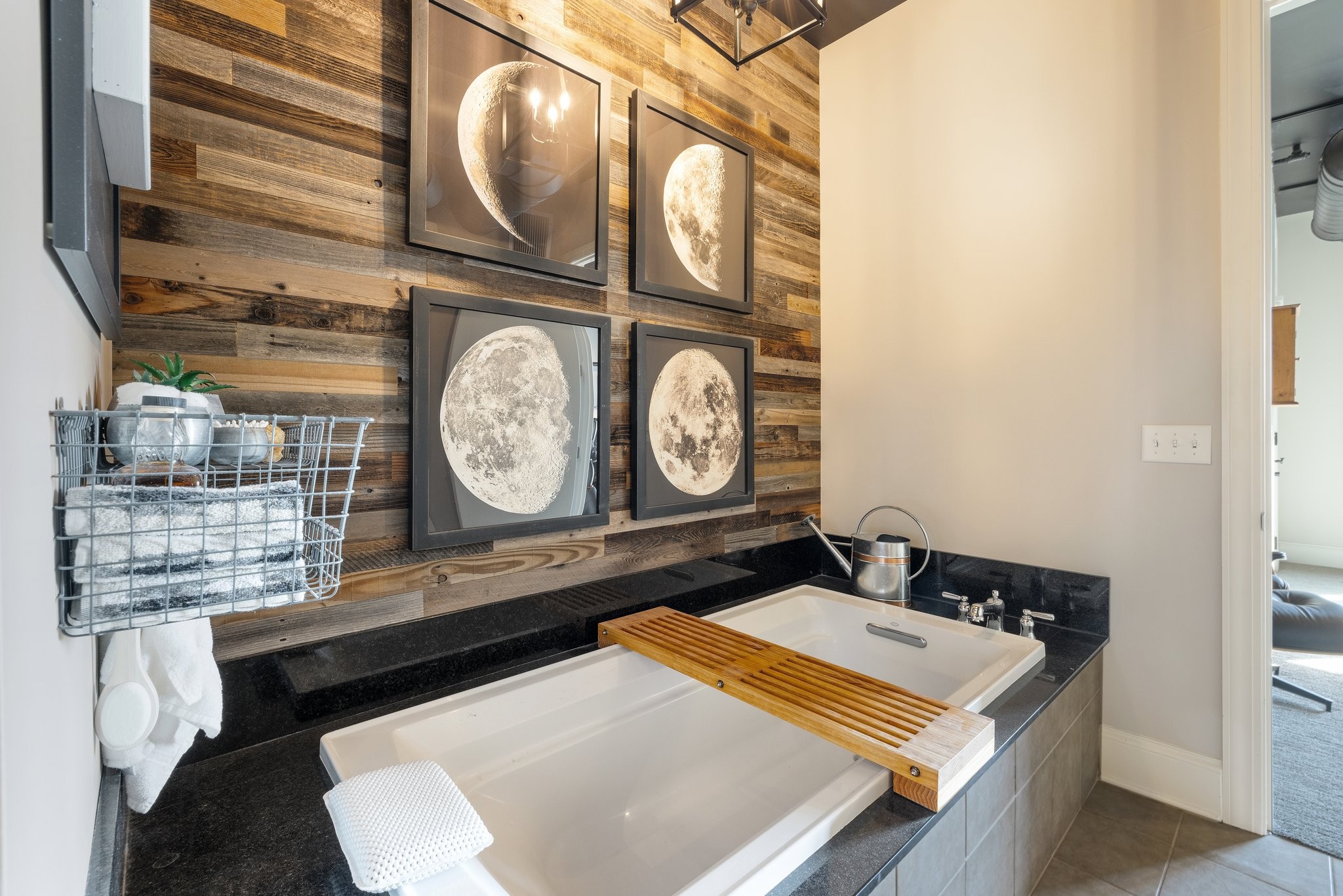 320 Liberty Pike Unit: 211