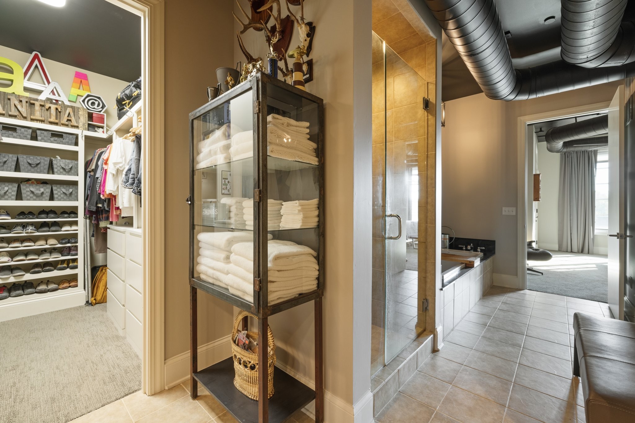 320 Liberty Pike Unit: 211