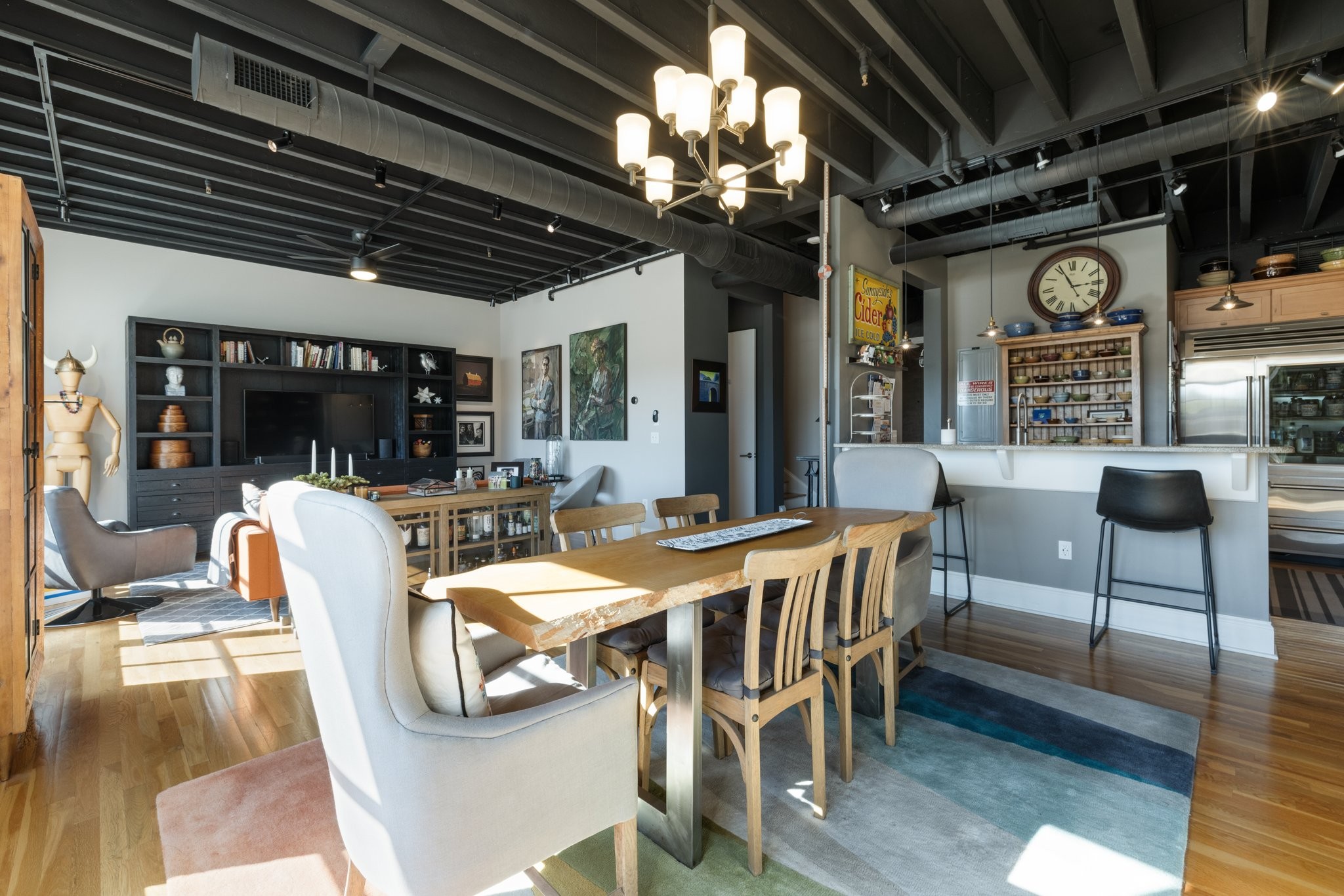 320 Liberty Pike Unit: 211