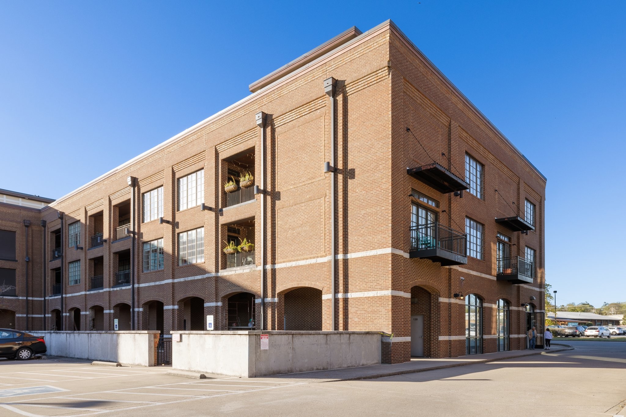 320 Liberty Pike Unit: 211