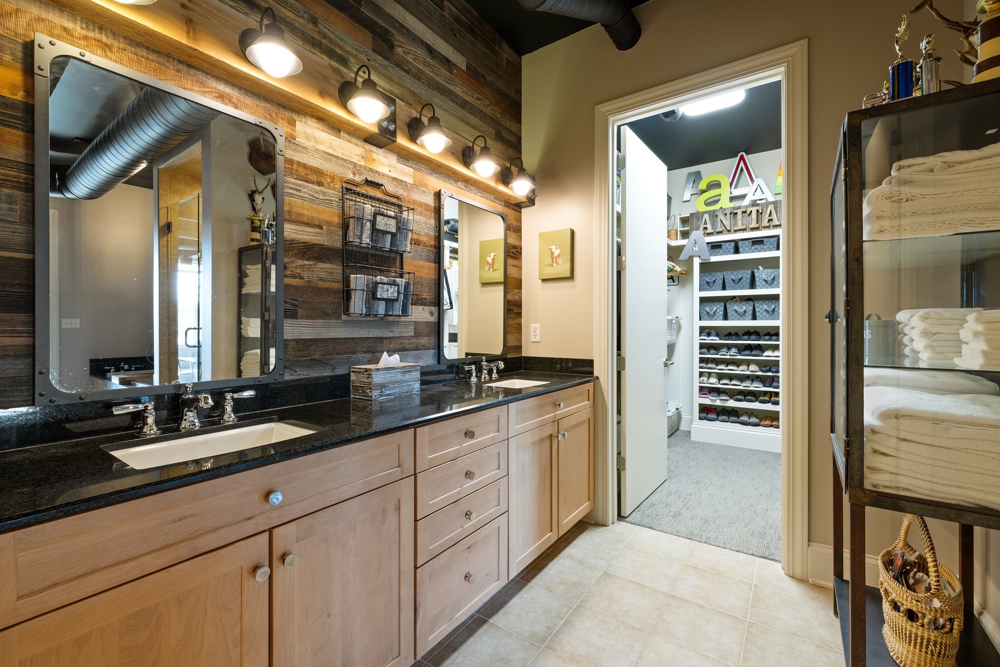 320 Liberty Pike Unit: 211