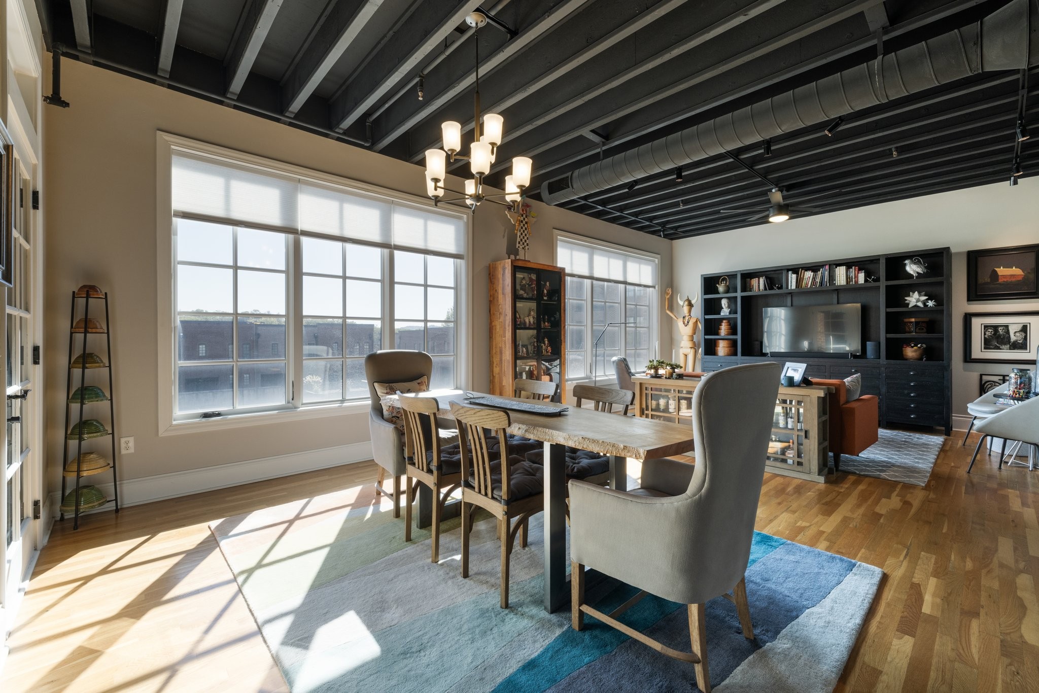 320 Liberty Pike Unit: 211