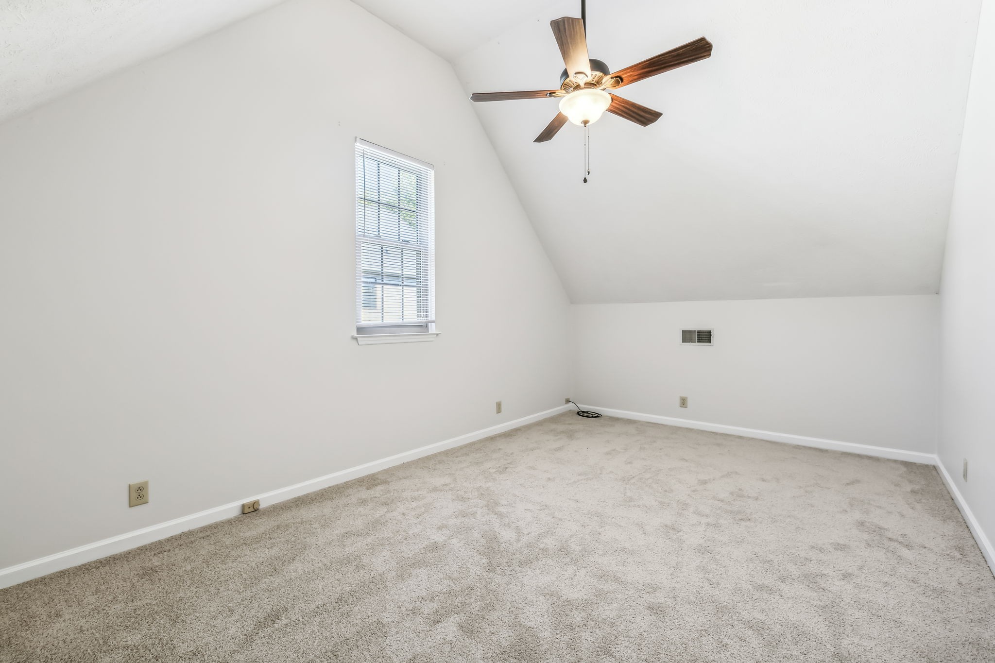 309 Burgandy Hill Trl