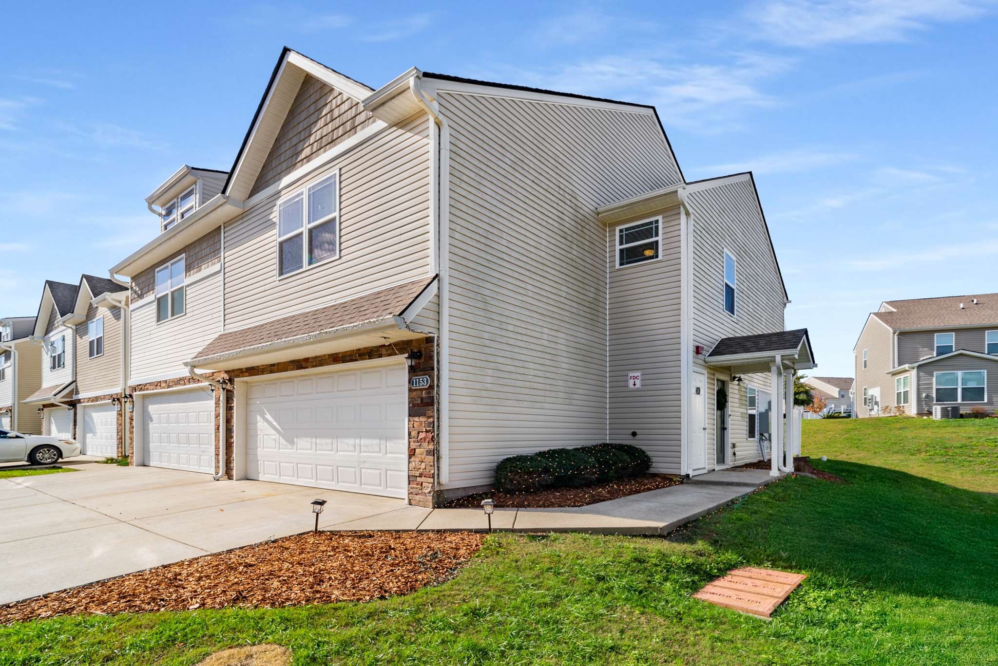 1153 Somerset Springs Dr