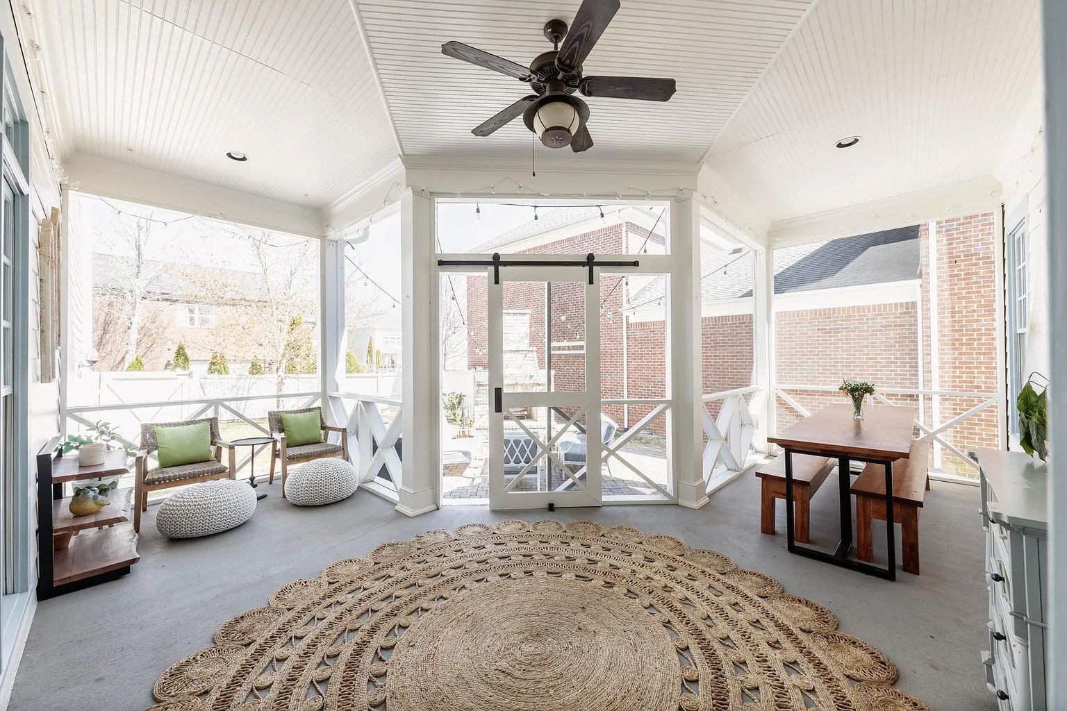 112 Glass Springs Dr