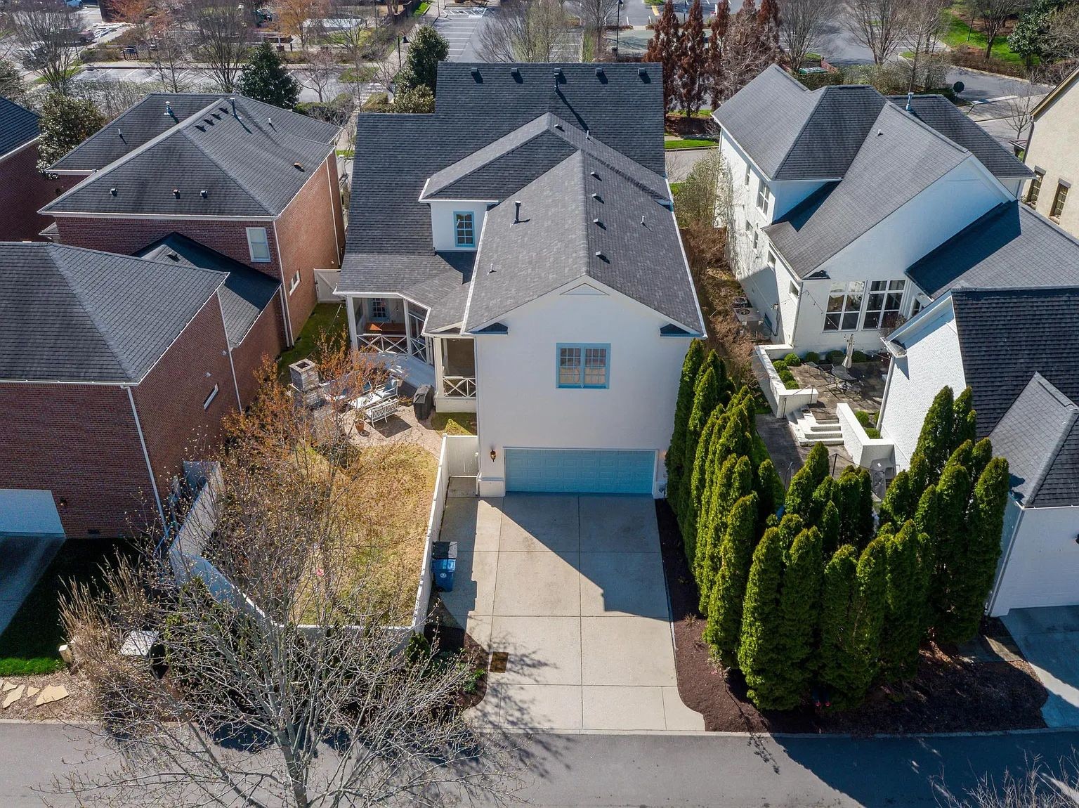 112 Glass Springs Dr