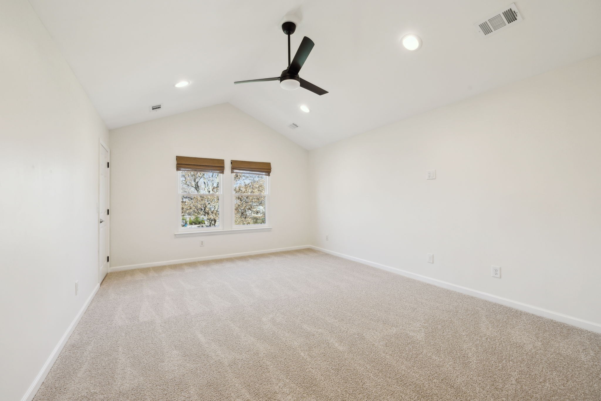 404 William Wallace Dr