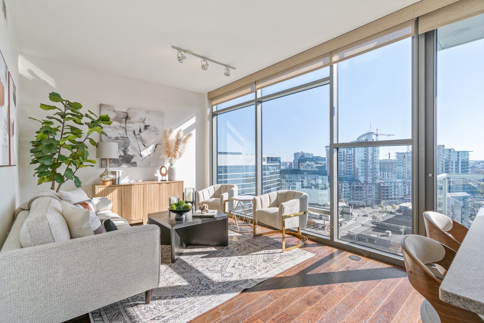 1212 Laurel St Unit: 1311